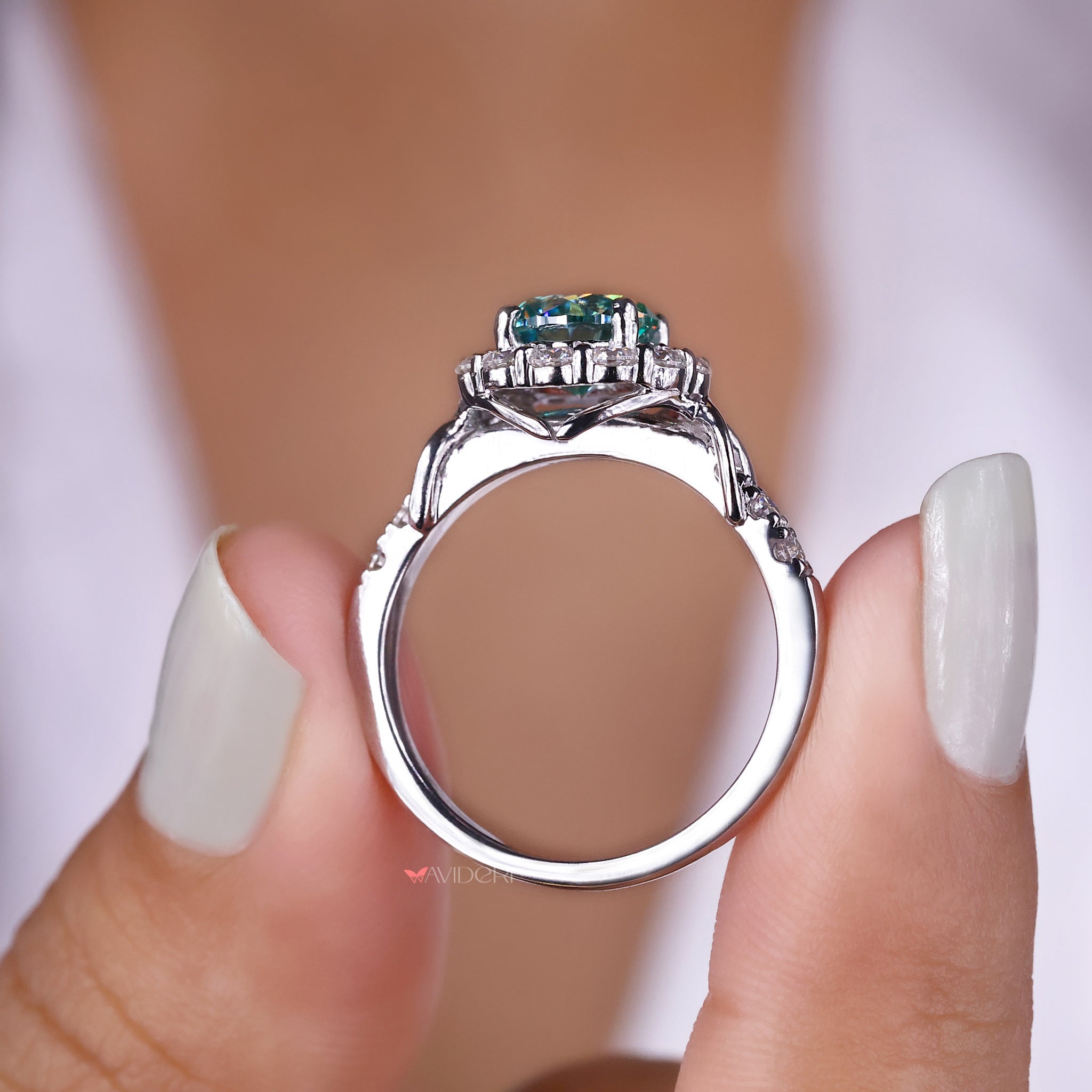 Elegant round engagement ring for a special moment.