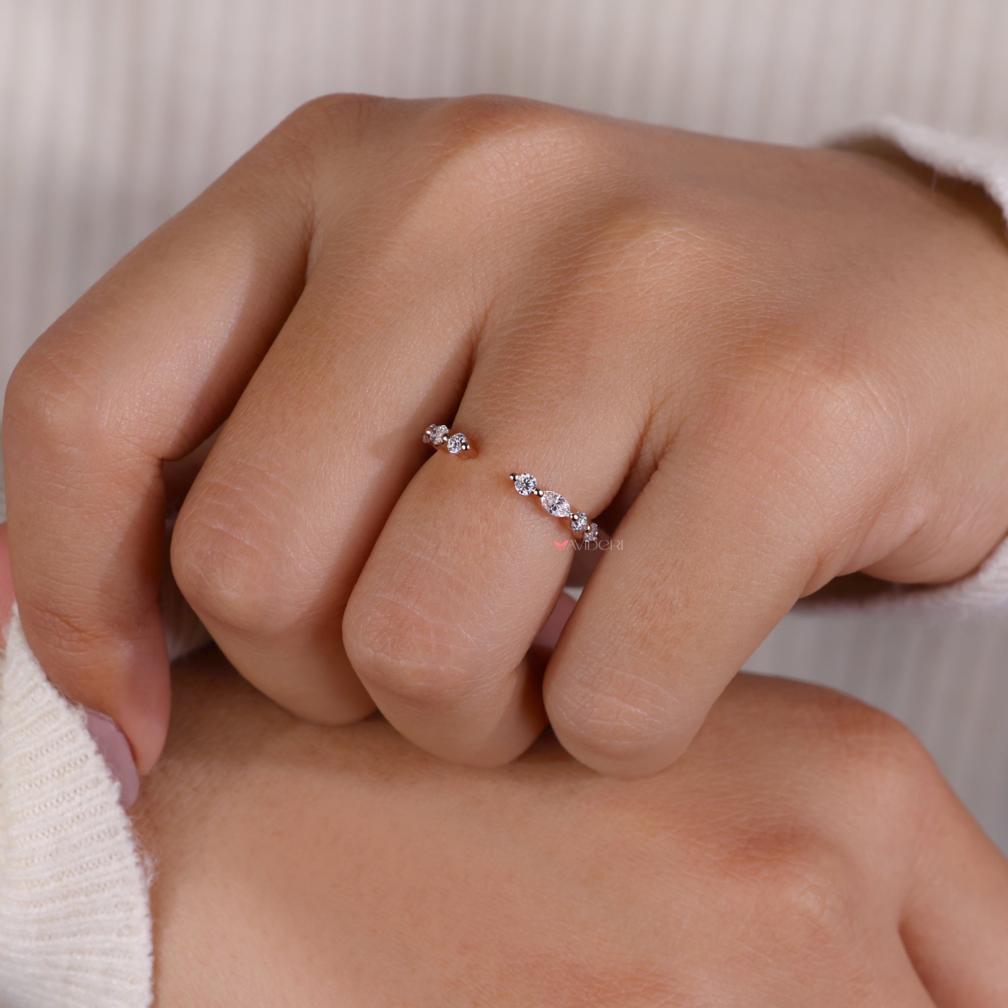 Lab grown diamond band with classic and timeless appeal.