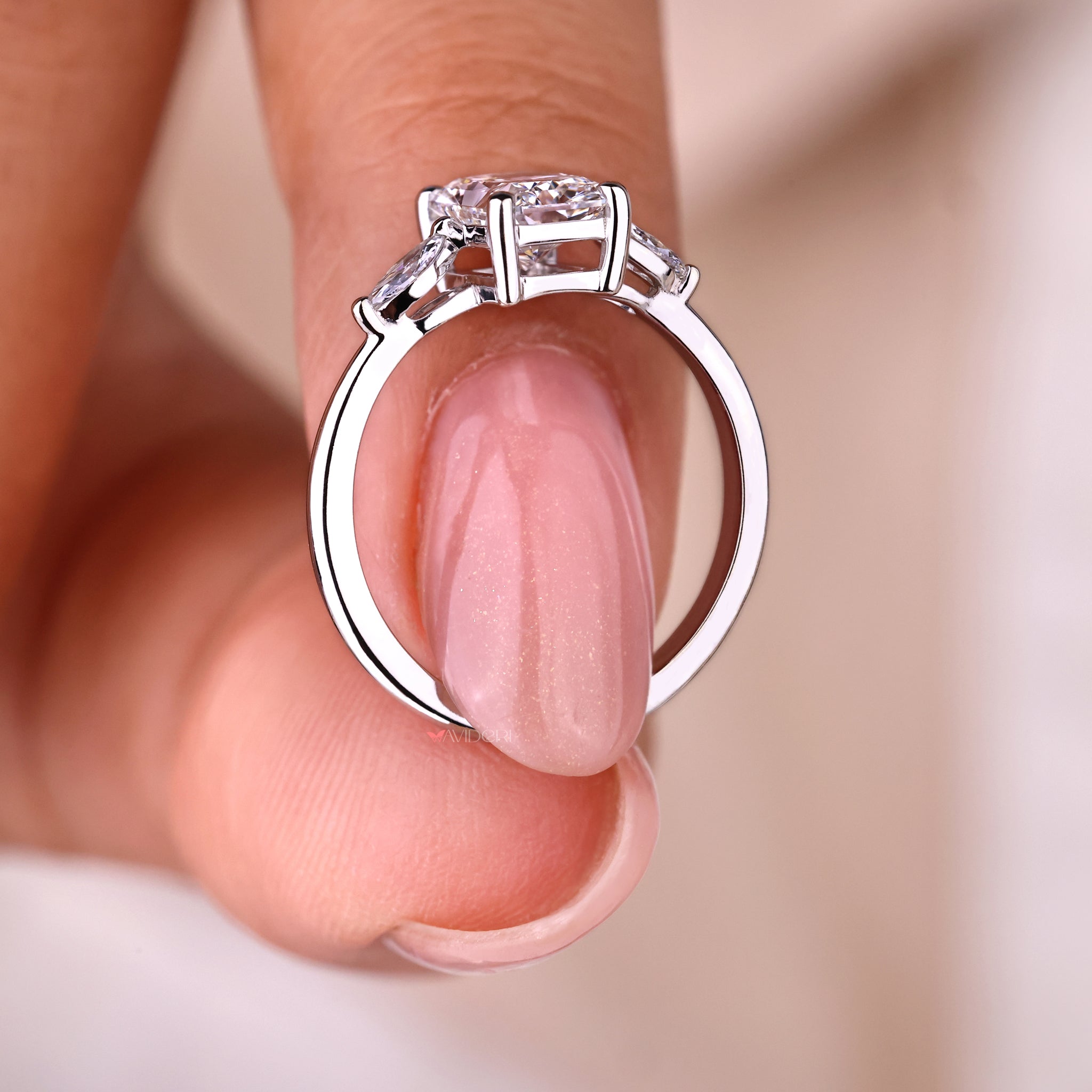 White gold ring with a radiant cut design for luxury