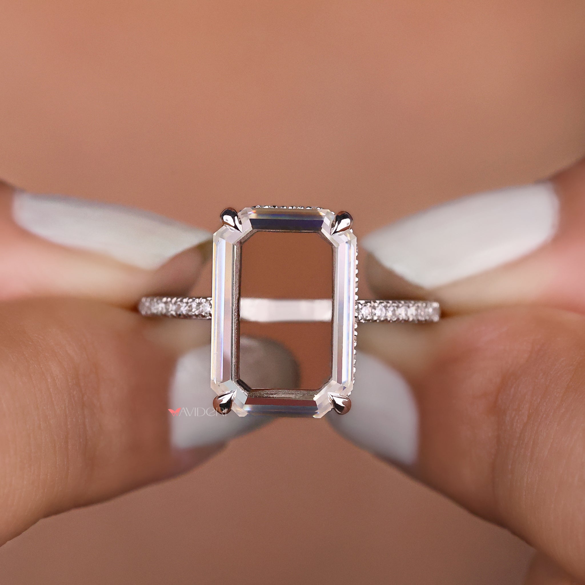 Avideri ring, avideri engagement ring, white gold ring