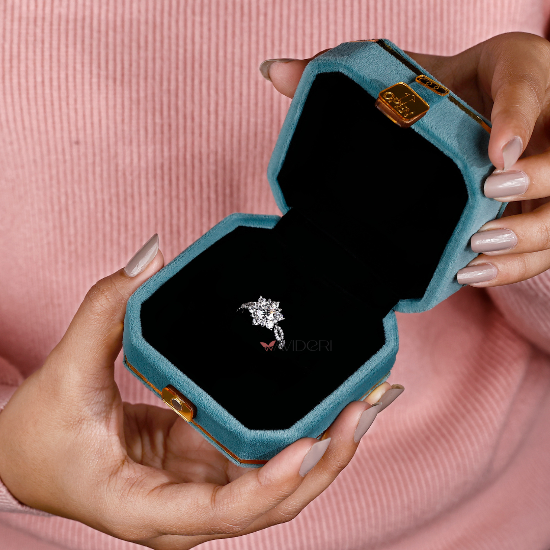 This round moissanite ring reflects clear brilliance with perfect symmetry.