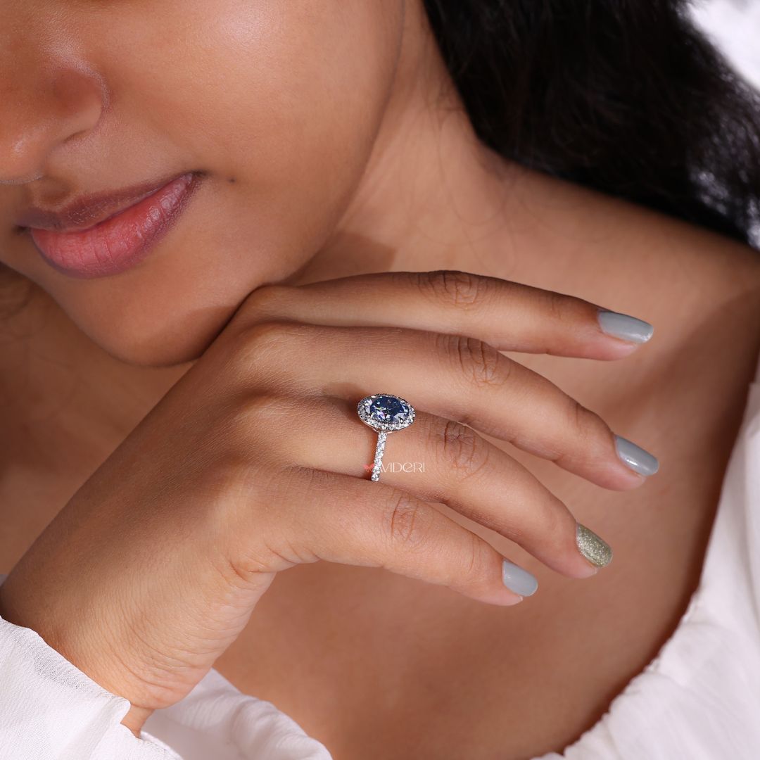 Royal dark blue stone ring with an elegant setting.