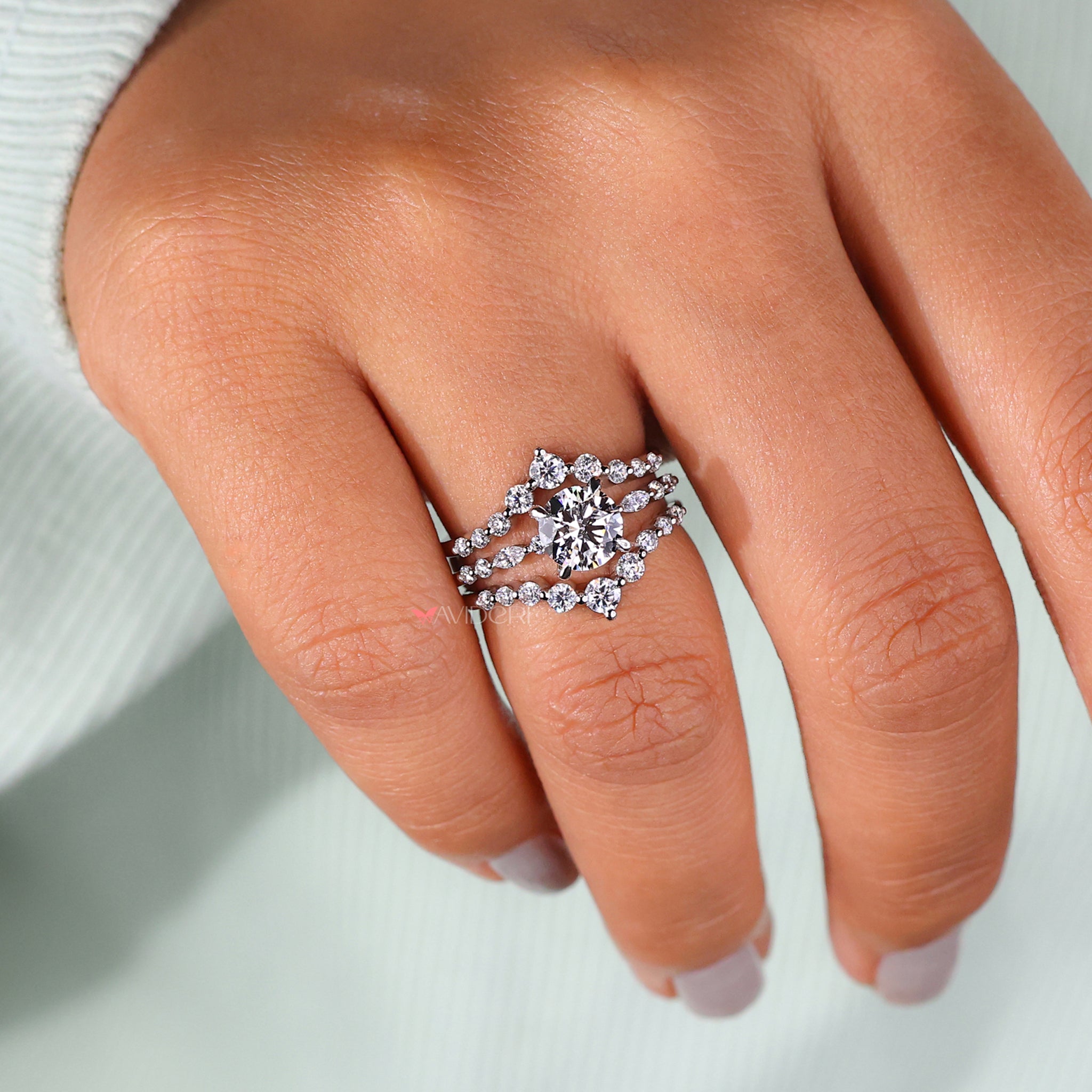 Round diamond wedding band with a smooth finish.