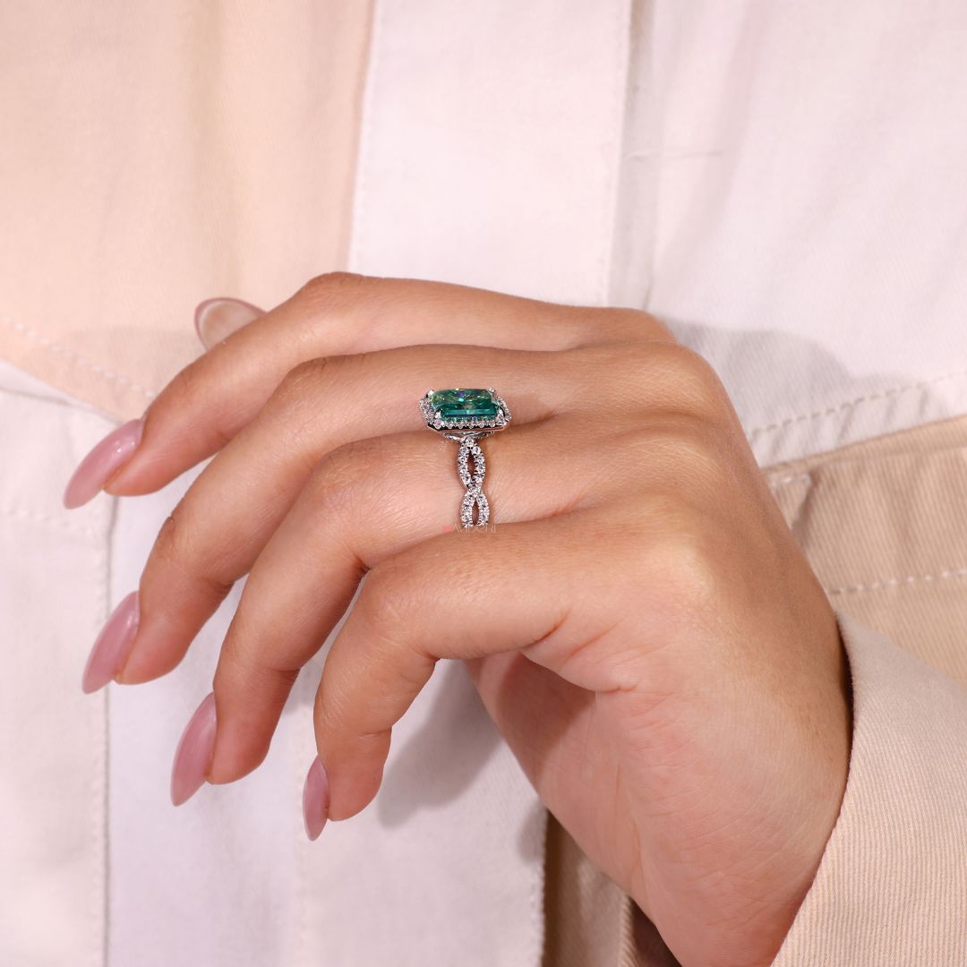 Avideri ring crafted with a cyan blue moissanite center stone.