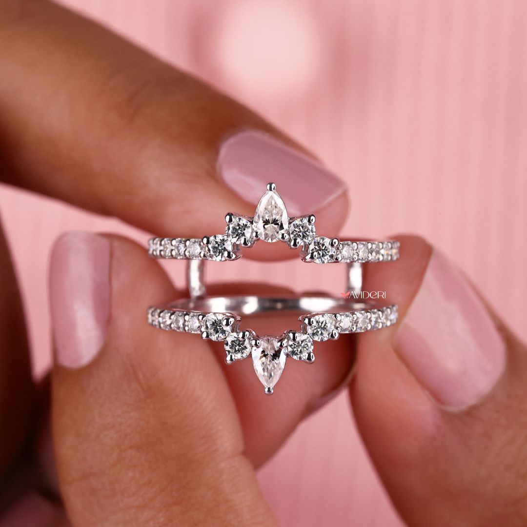 A pear wedding band adds a sleek, rounded shape to your ring.