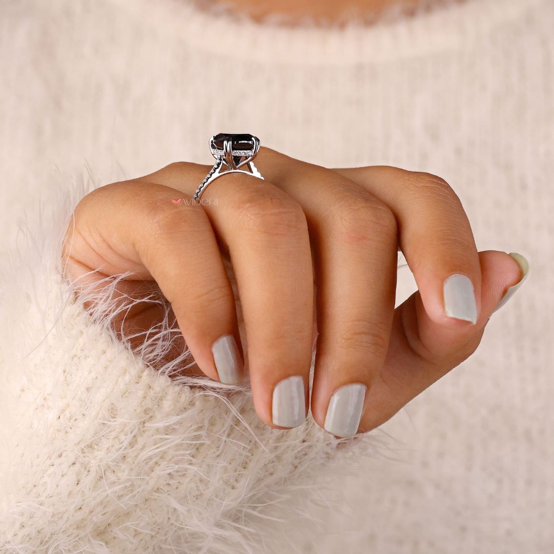 Buy engagement ring that reflects your love and commitment.