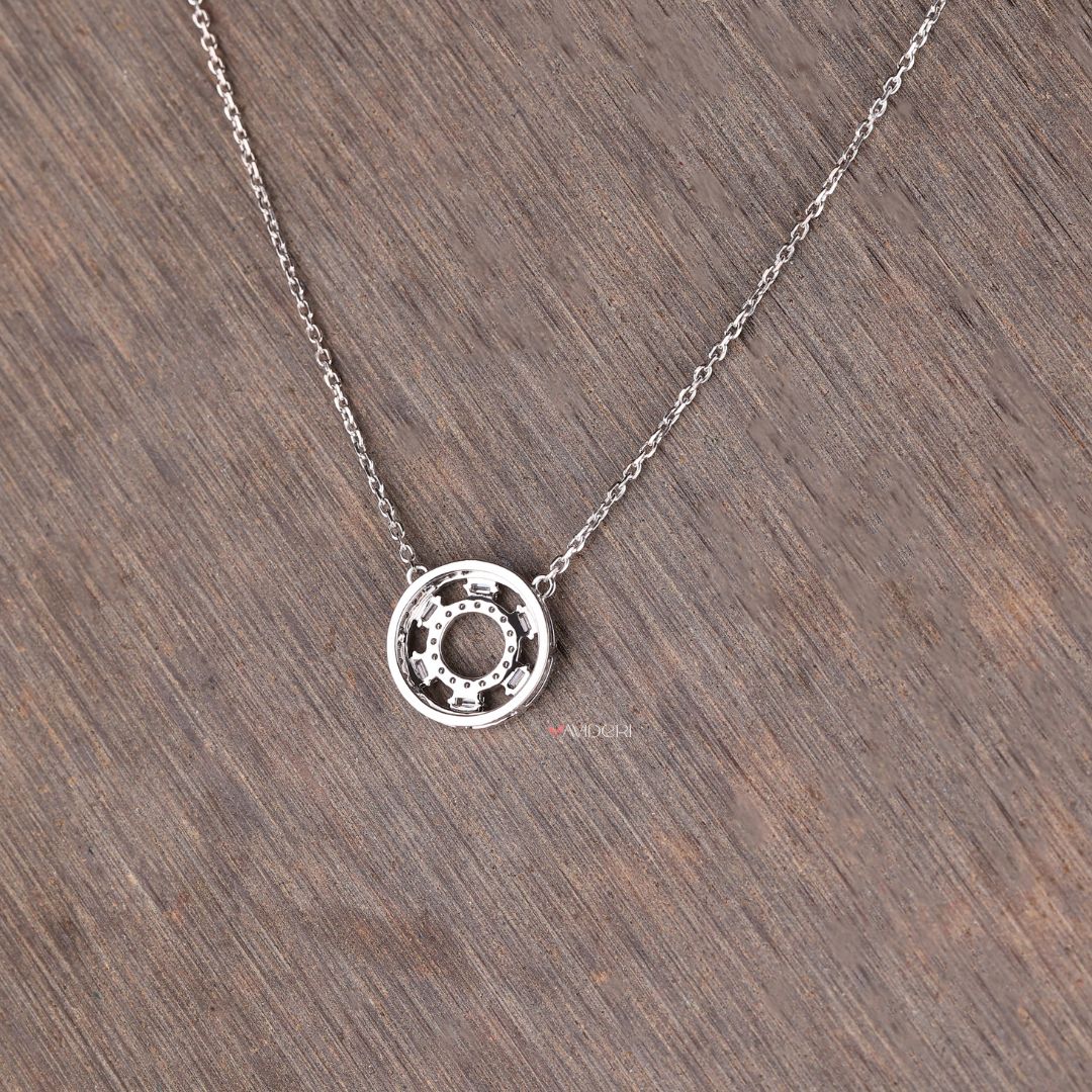 Round diamond pendant necklace with white gold.