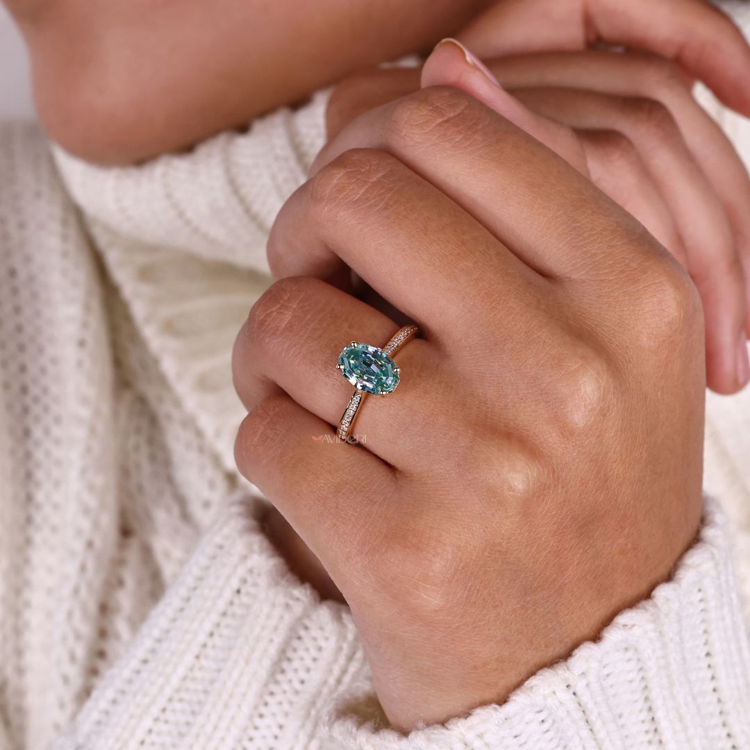His gift was a charming Yellow gold ring.