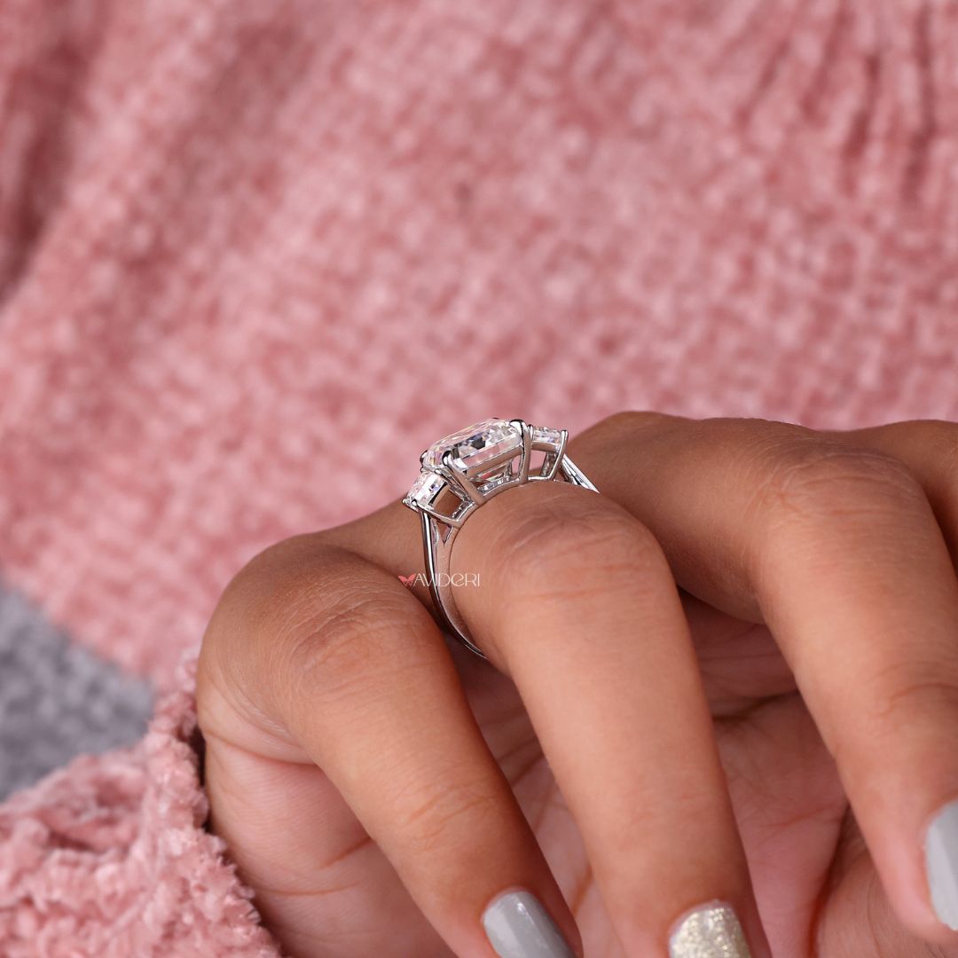 Avideri engagement ring designed to celebrate your love.