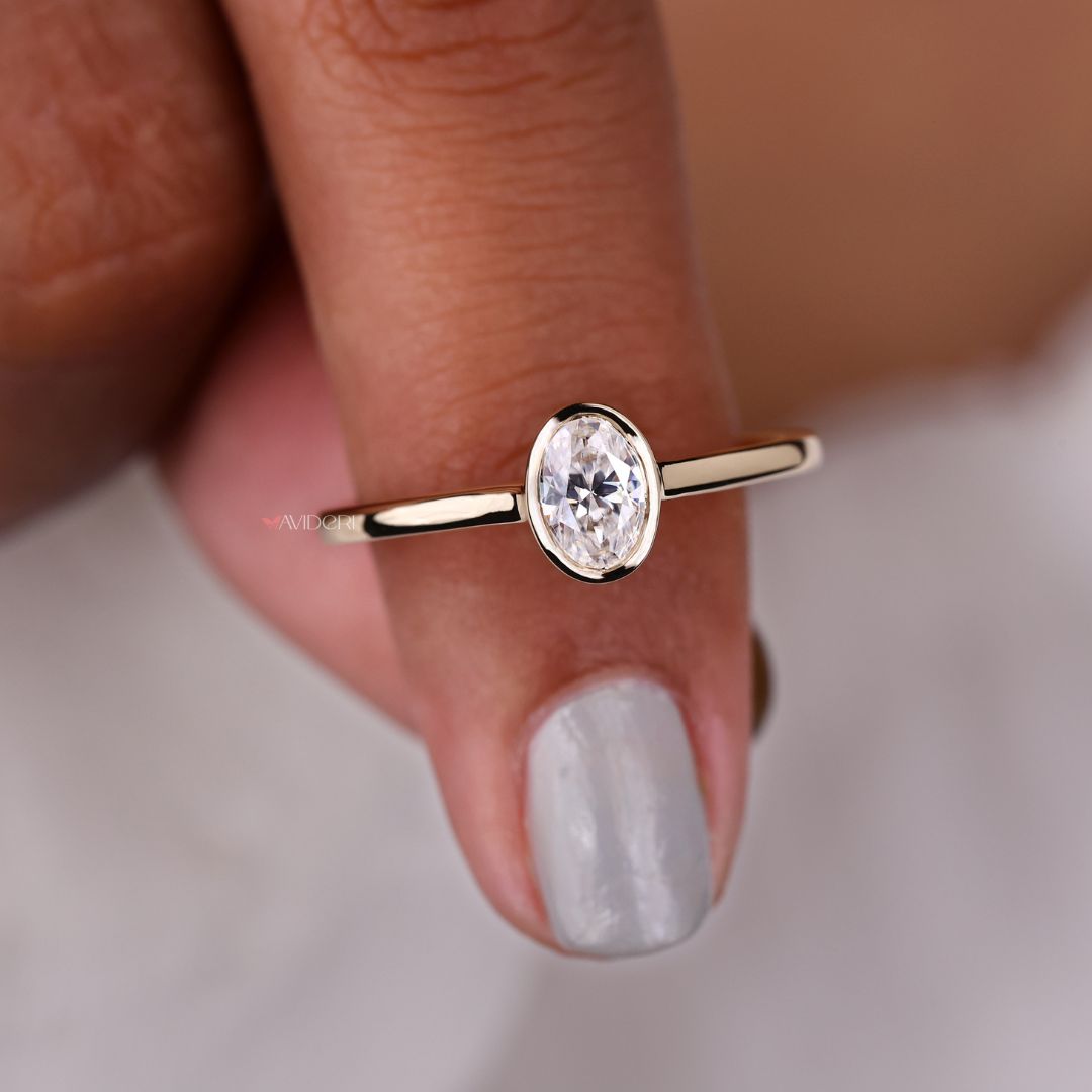 A moissanite engagement ring glows with clarity and modern appeal.