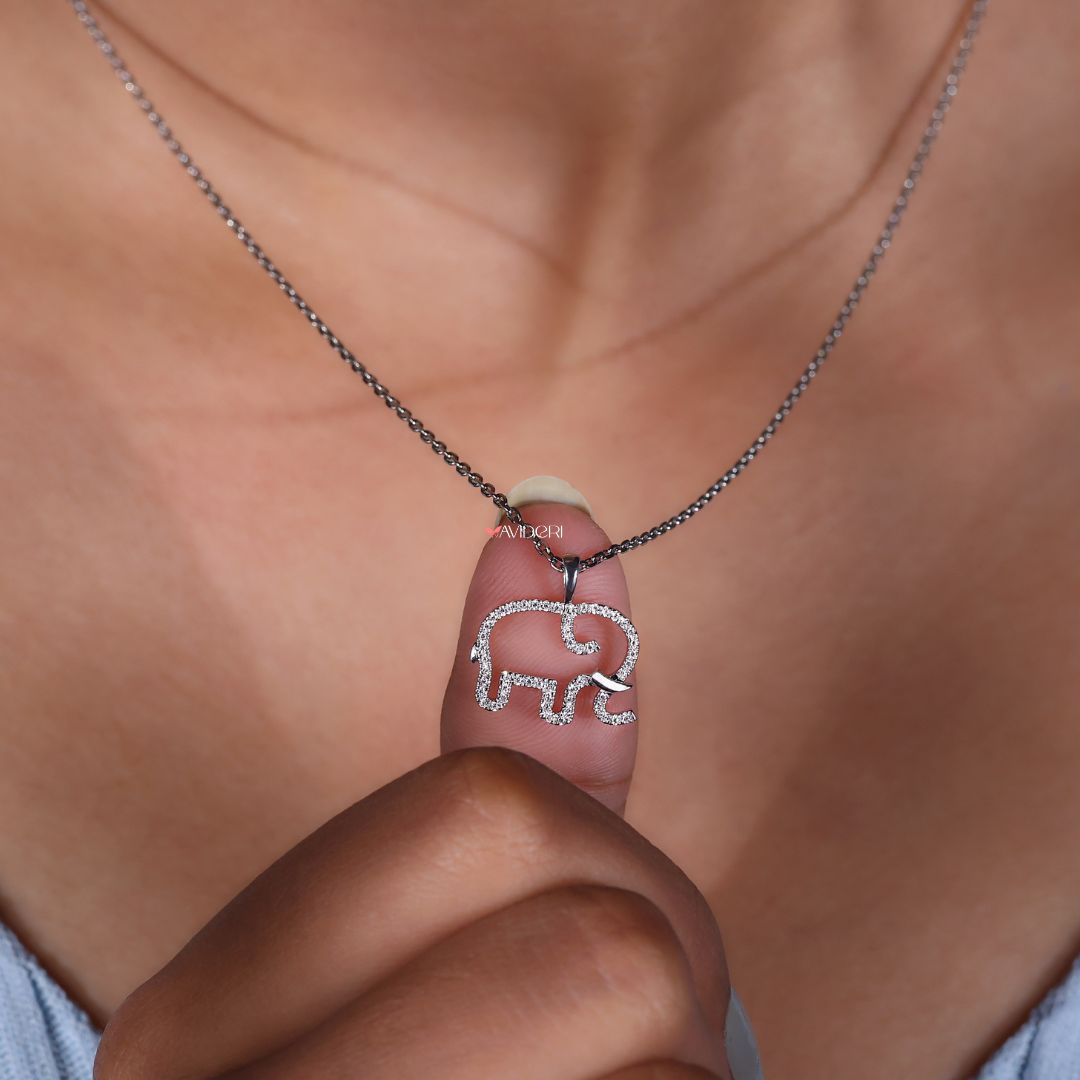 Handmade pendant in elephant style with smooth finish.
