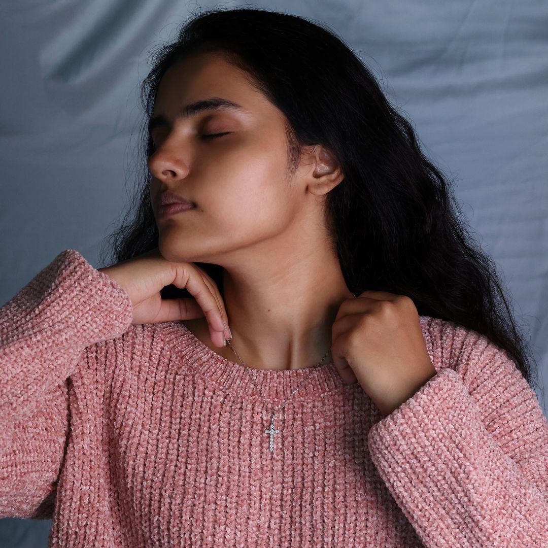 IGI certified pendant featuring a flawless diamond