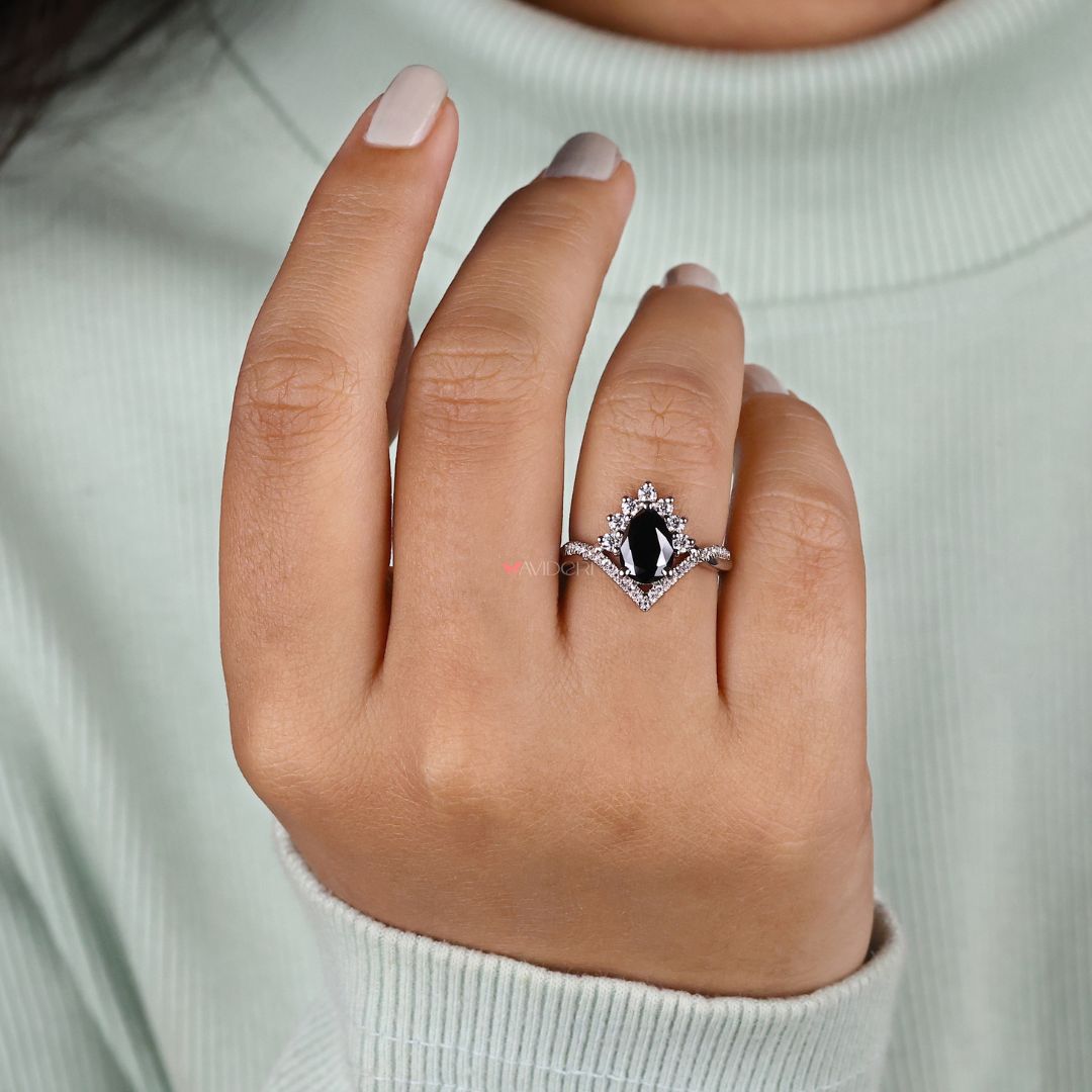 Chevron band setting, offering a unique and stylish touch