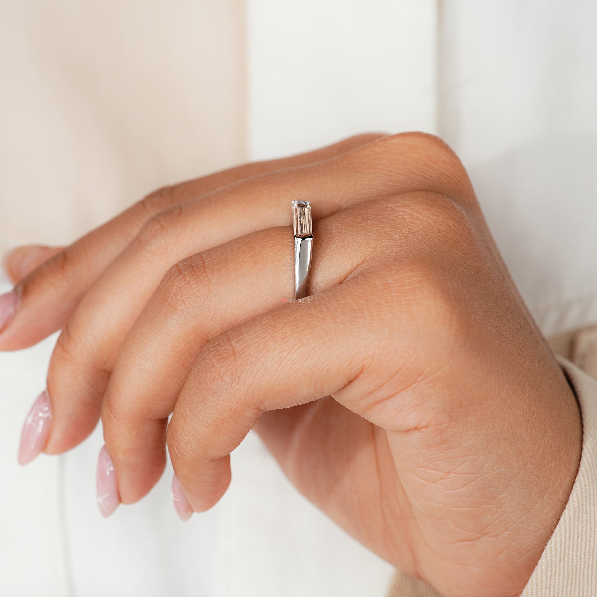 IGI certified diamond ensuring authenticity and superior quality in every piece.