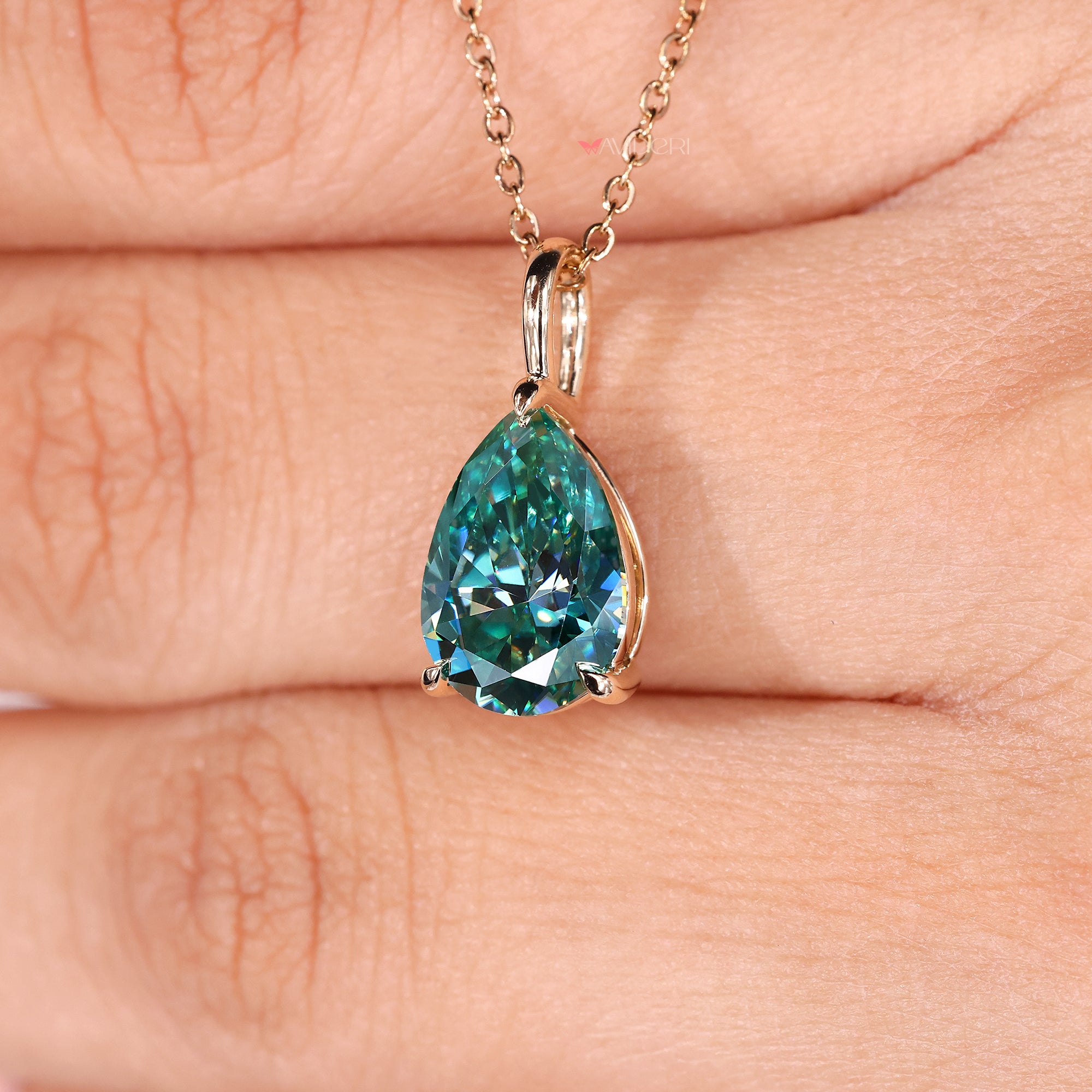 Dainty moissanite pendant perfect for gifting.
