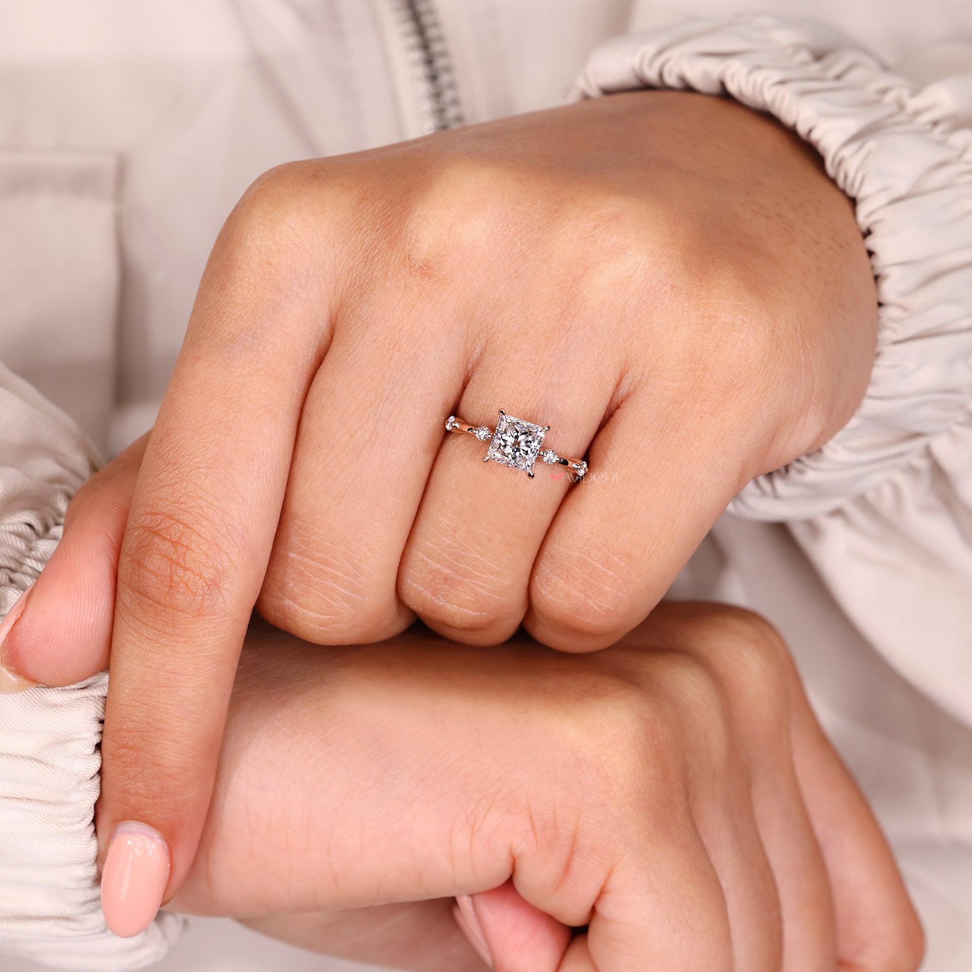 Avideri engagement ring with handmade jewelry.