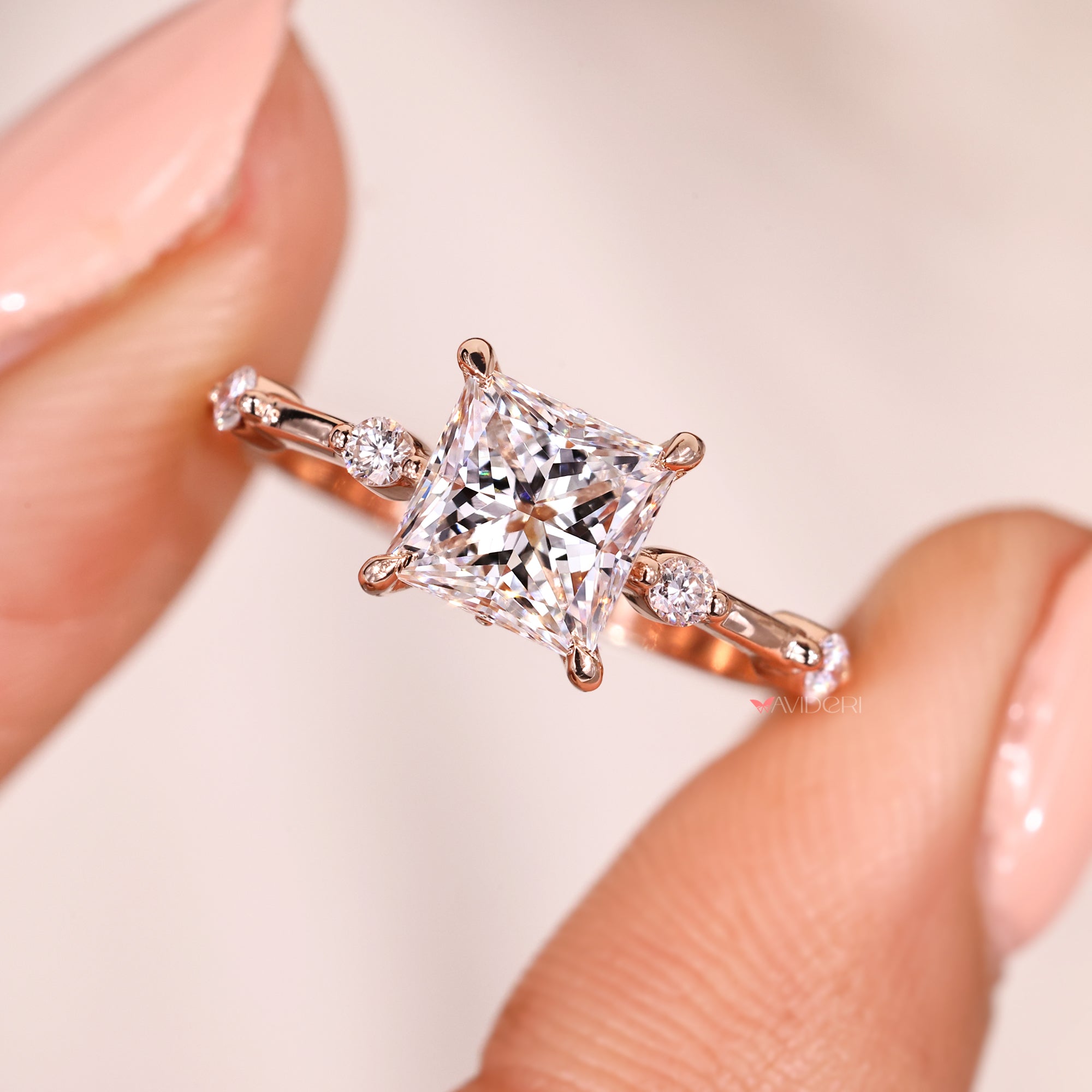 Lab Grown Diamond in avideri ring.