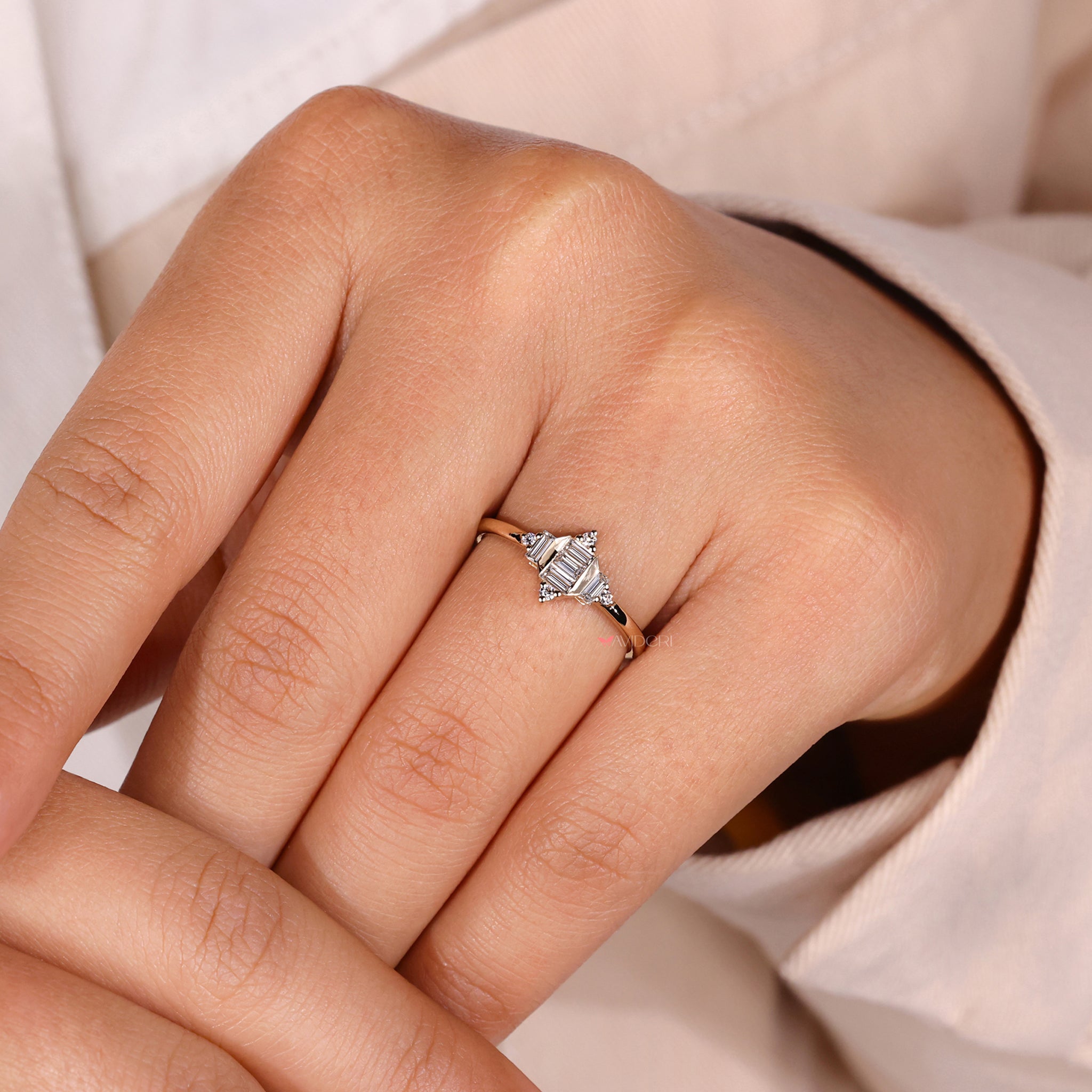 Elegant round diamond engagement ring with sparkle