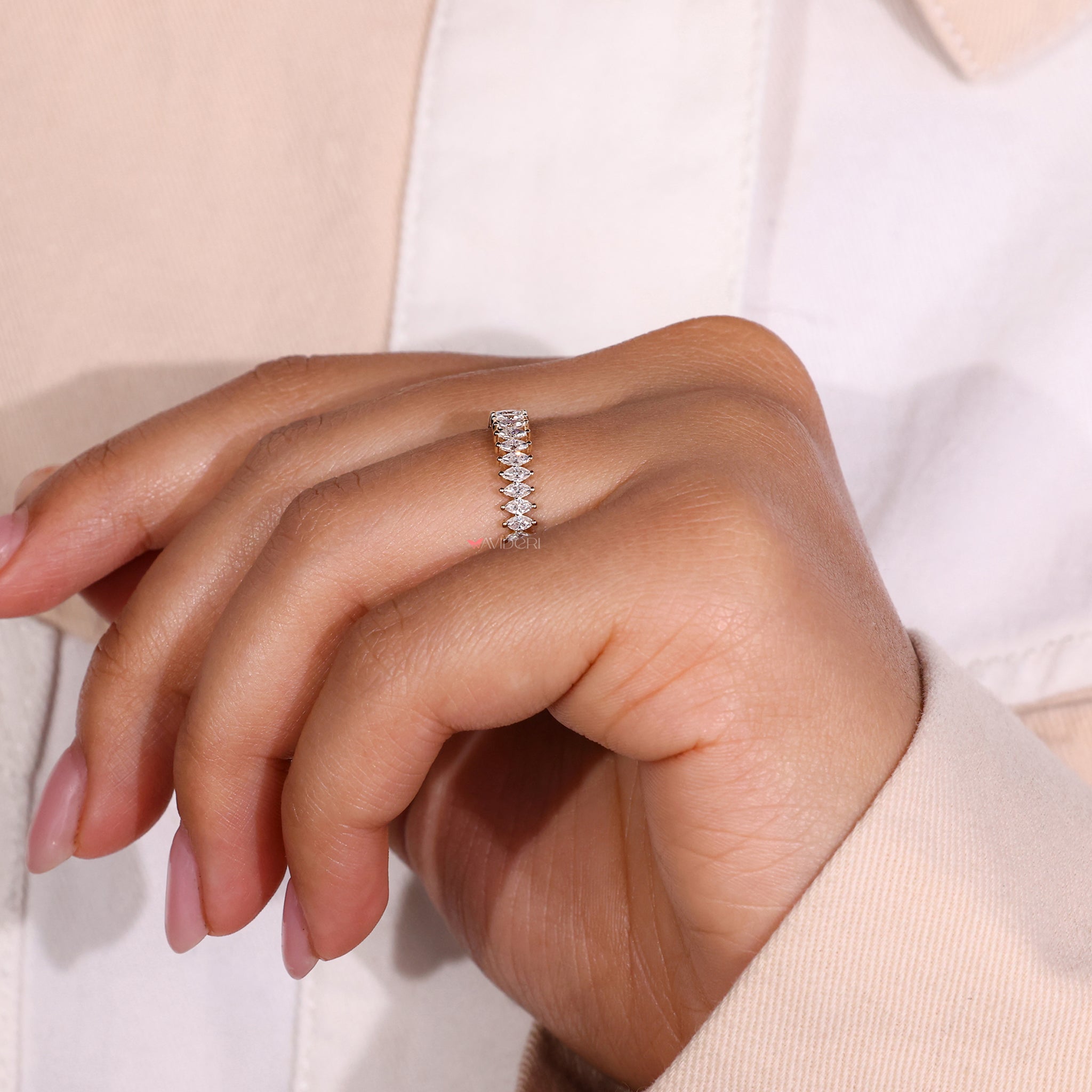 Avideri wedding band with a beautiful marquise design.