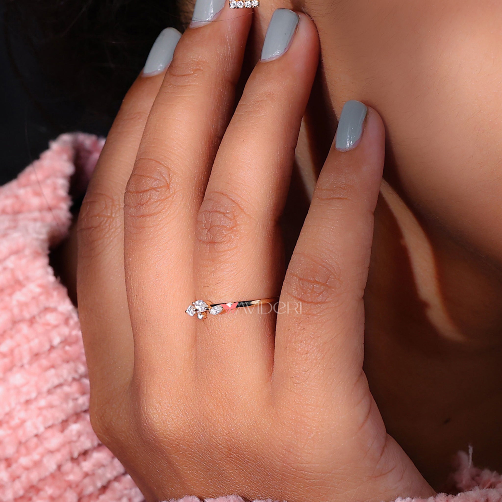 Half eternity wedding band in yellow gold.