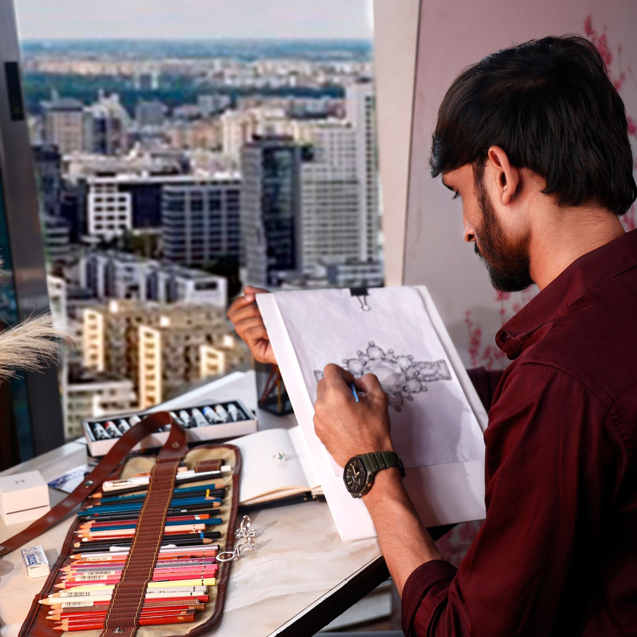 Avideri band is crafted with precision and quality.