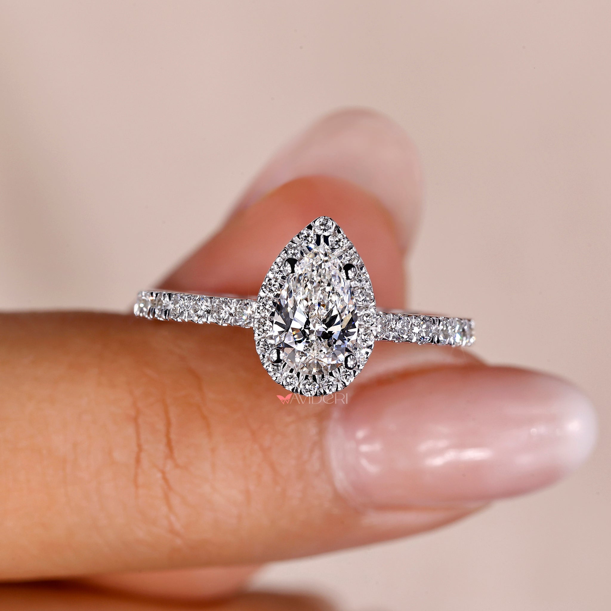 Beautiful pear diamond ring crafted for a sophisticated and modern look.