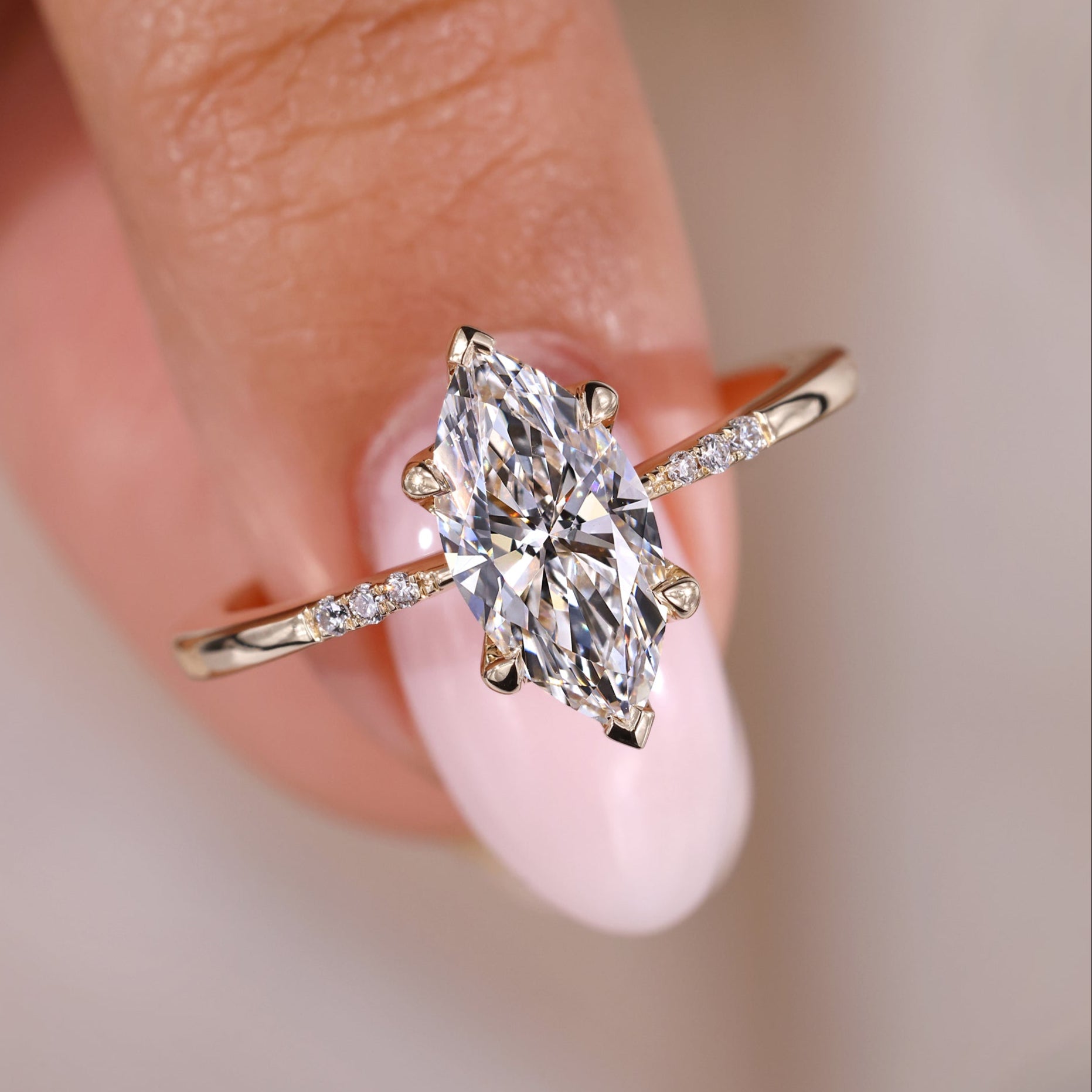 Marquise engagement ring with a brilliant-cut design