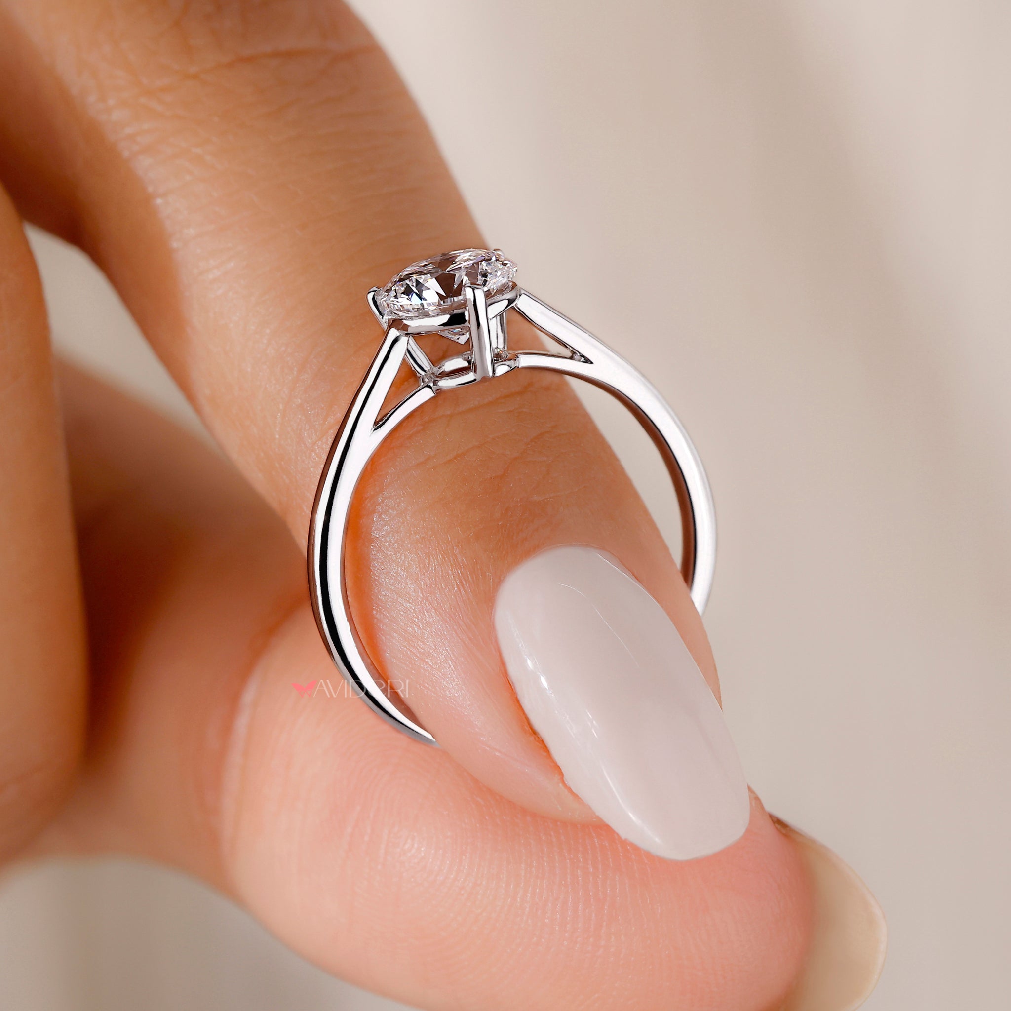 Simple solitaire ring crafted with precision, offering a timeless and elegant look for every occasion.