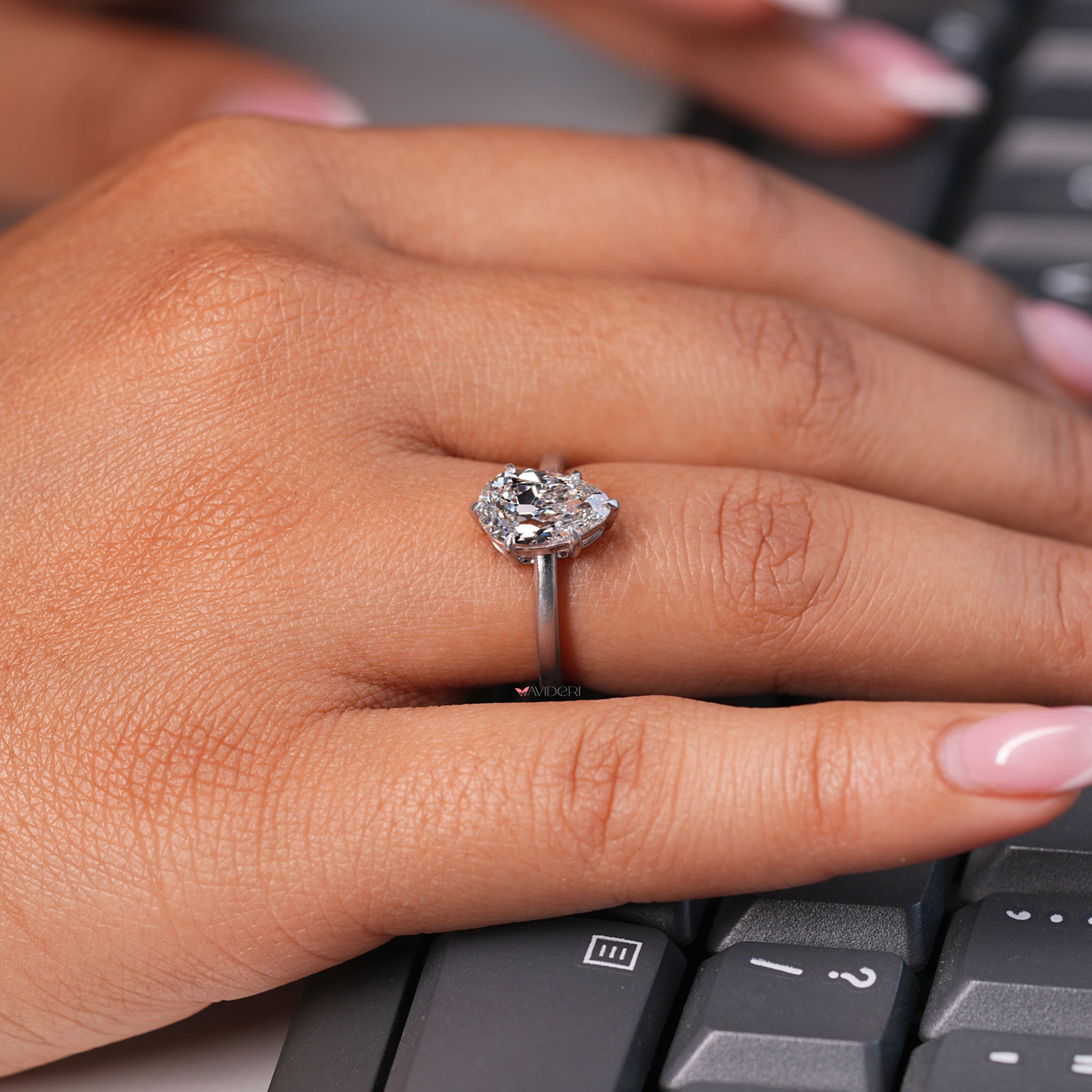 Classic white gold ring designed for an unforgettable proposal.