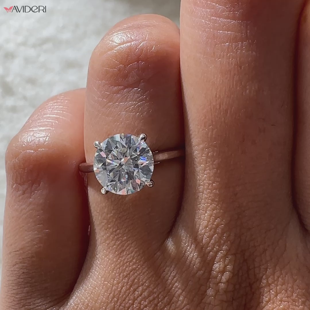 Gift for her – round solitaire diamond ring by Avideri.