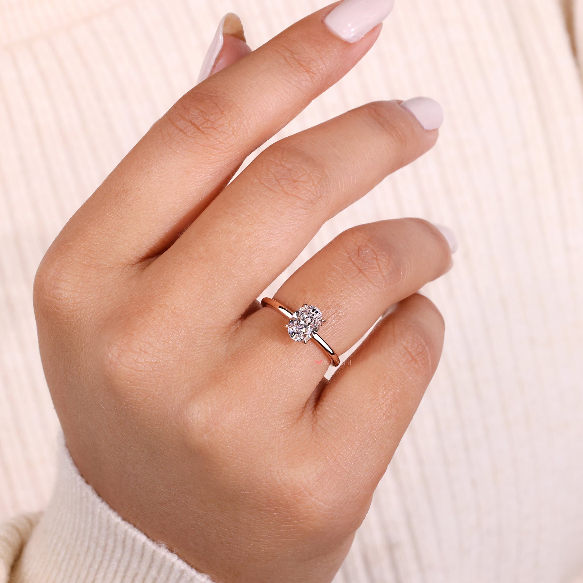 claw prong setting, halo ring ring, lab grown diamond