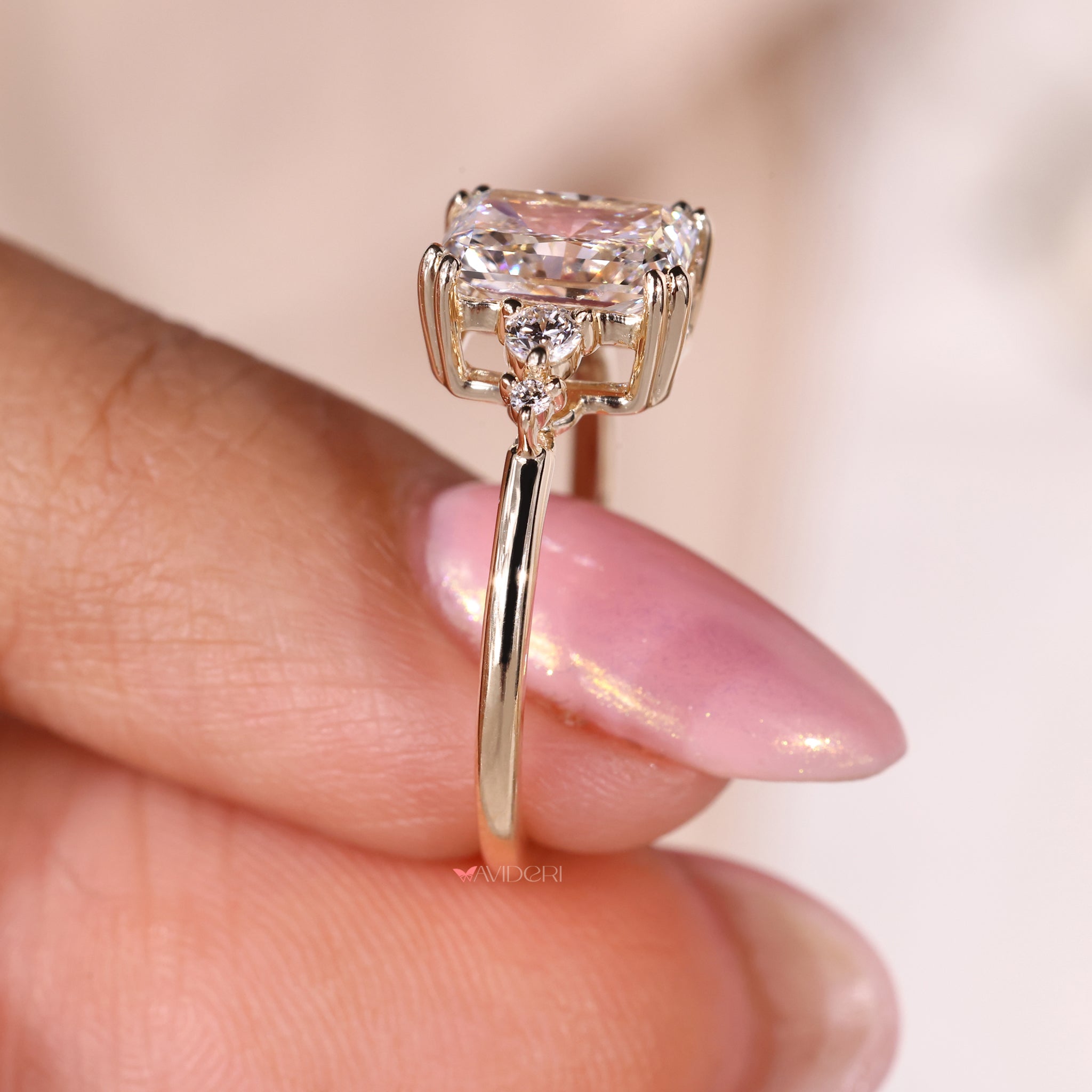Avideri engagement ring with radiant cut diamonds for a timeless look.