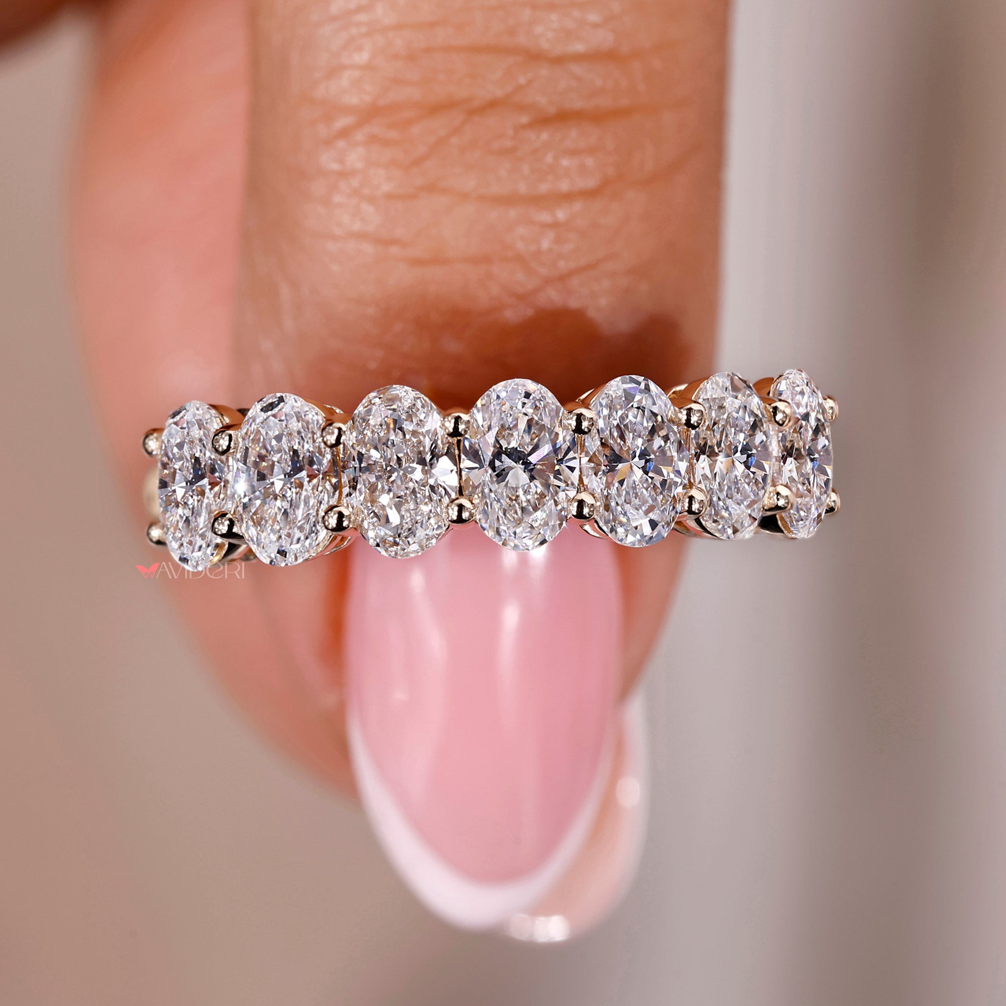 Lab grown diamond band combining sustainability and stunning craftsmanship