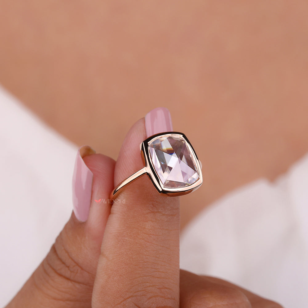 Add vintage flair with a cushion cut engagement ring that pairs softness with structure.
