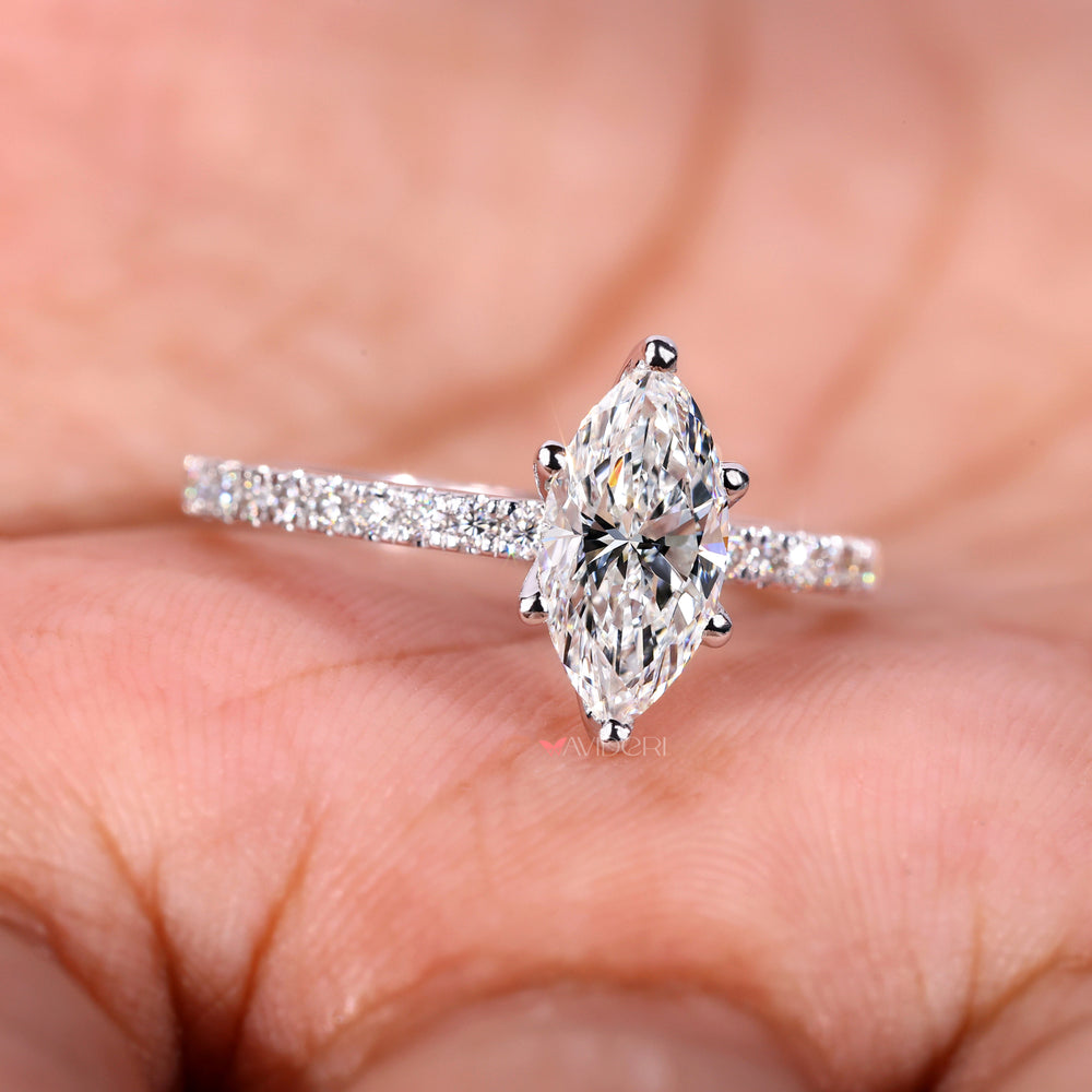 Classic marquise diamond ring with unmatched brilliance.
