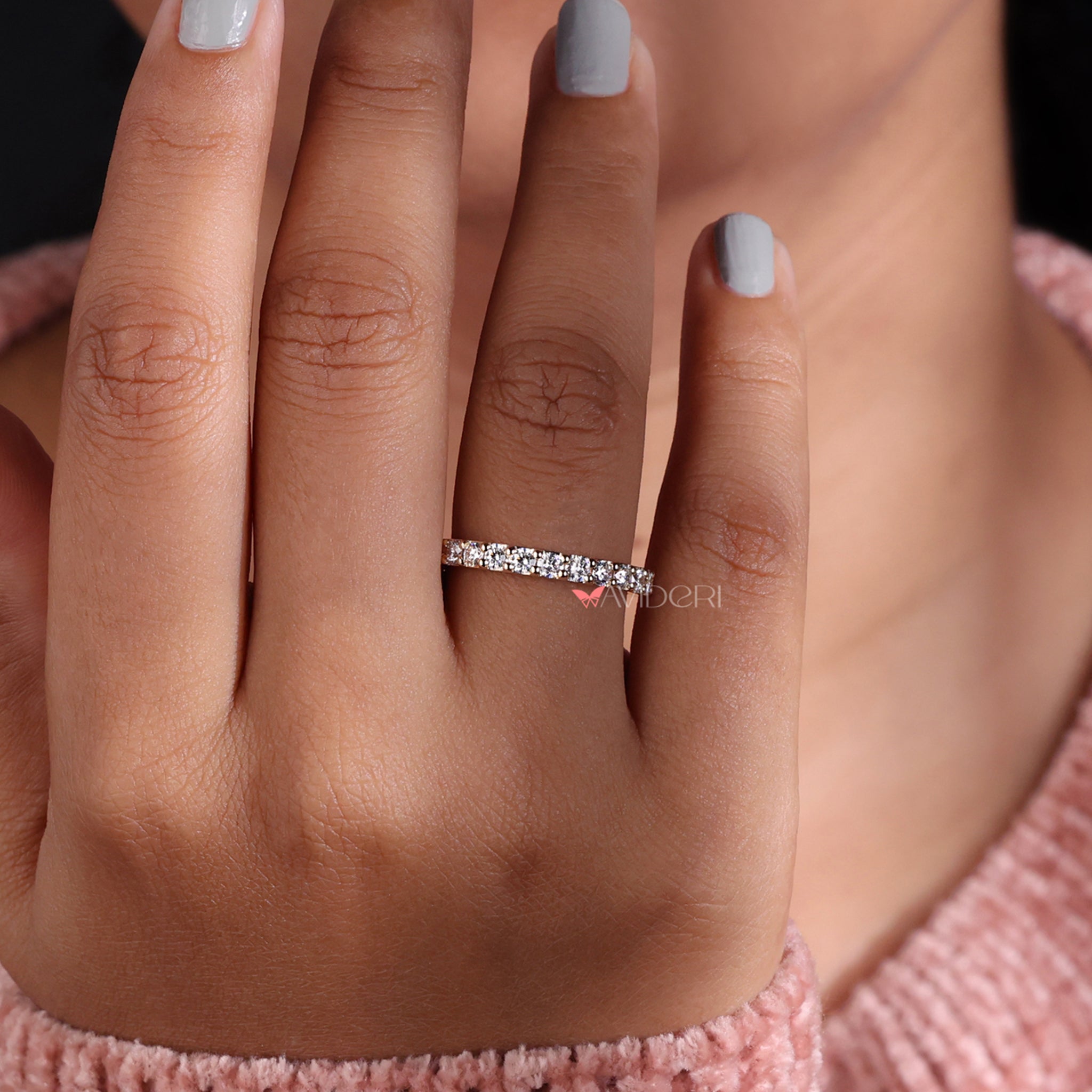 Lab grown diamond engagement ring with exceptional brilliance.
