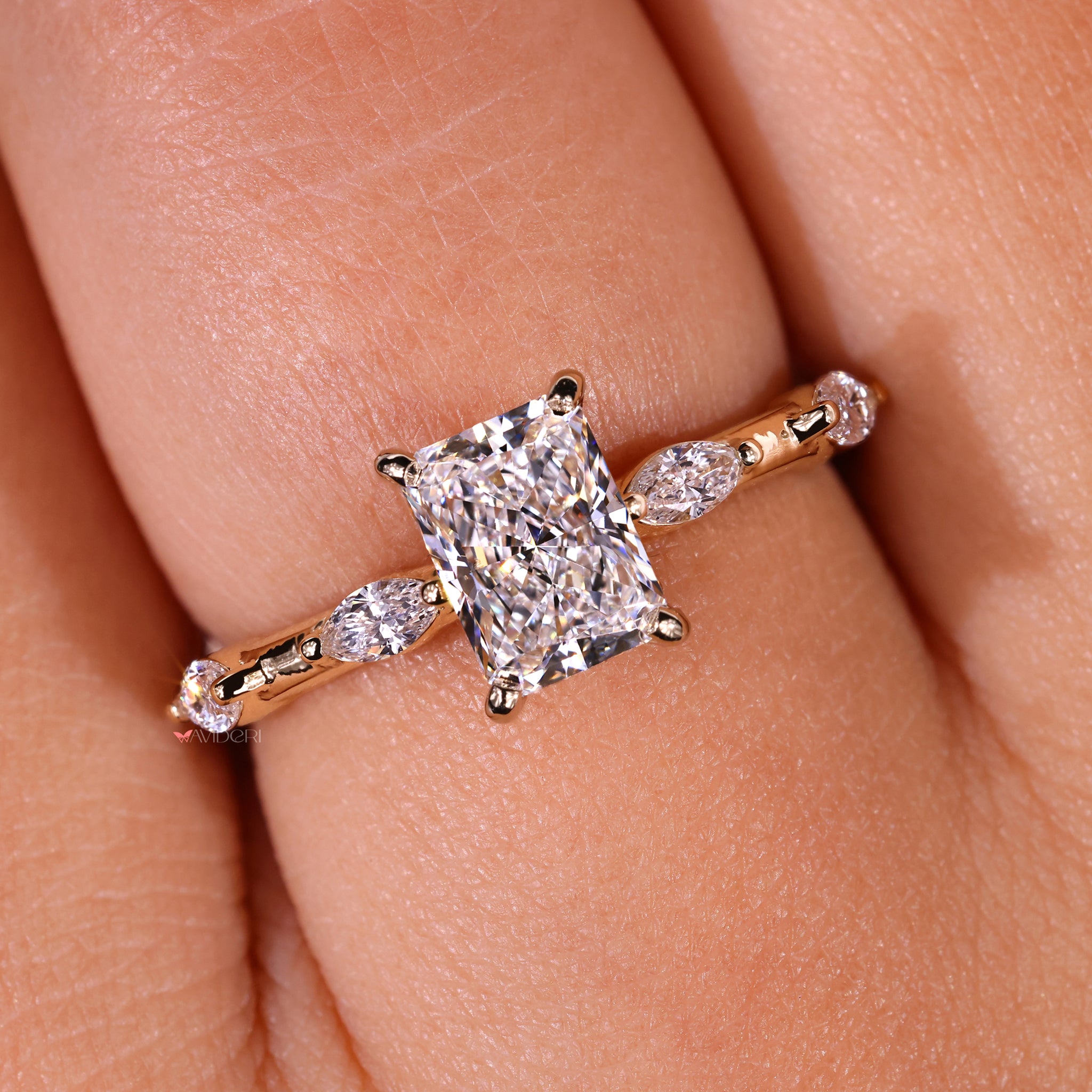 Radiant diamond ring designed to highlight sophistication and sparkle.

