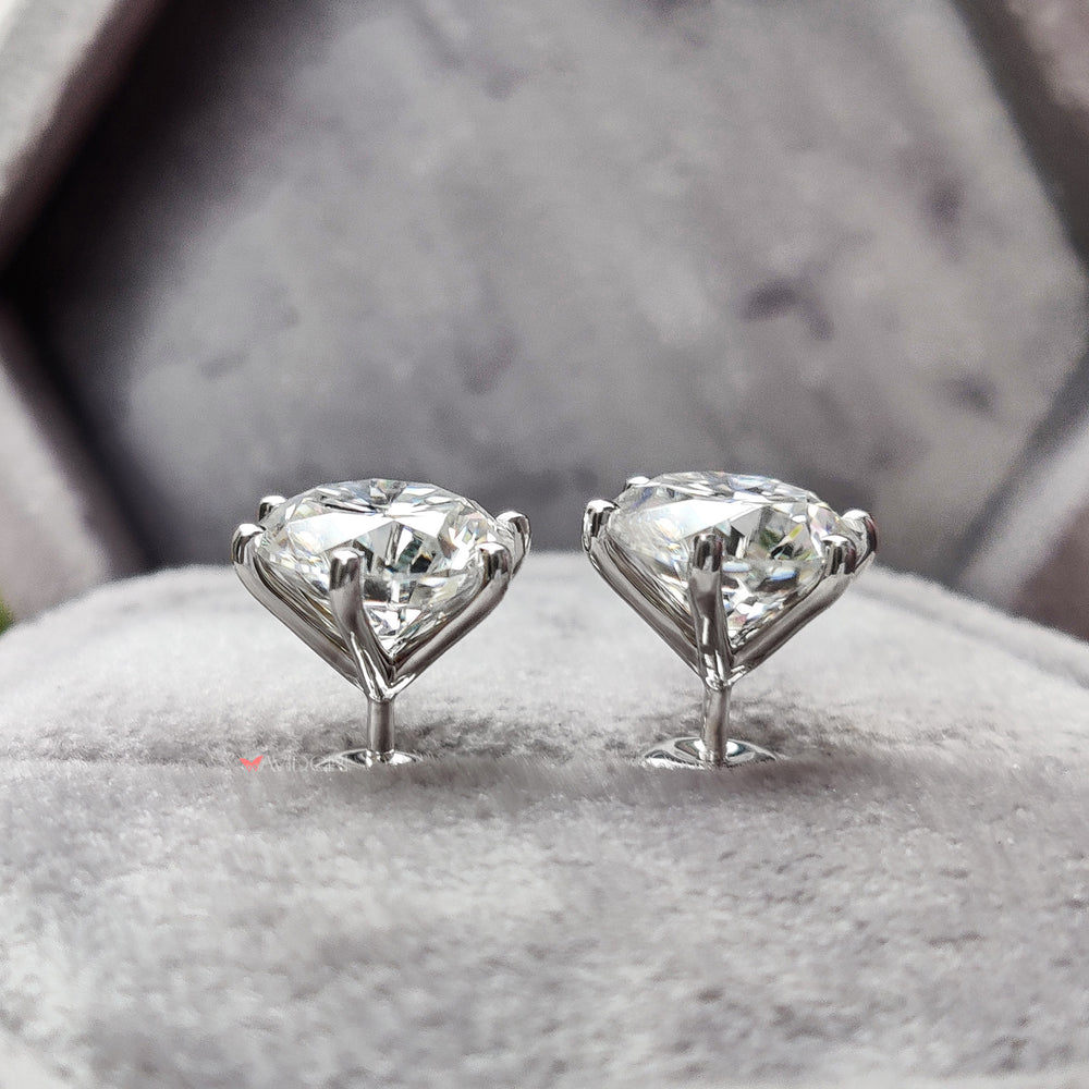 The Avideri earrings combine stylish design with high quality.