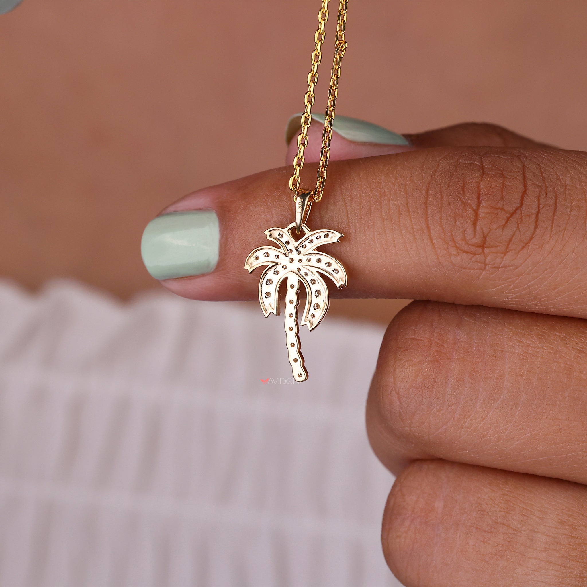 Yellow Gold Pendant, crafted in warm yellow gold for a timeless and elegant look.