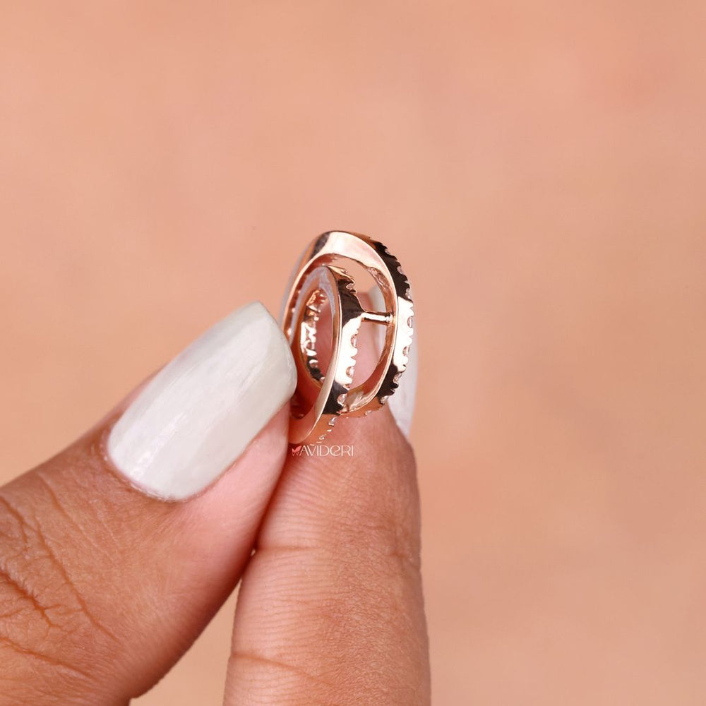 Twisted circle pendant with a stylish twist.
