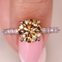 Round Cut Engagement Ring Pave Setting