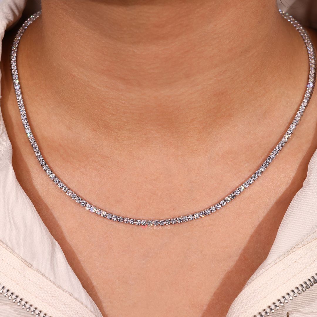 Round Diamond Necklace - White Gold