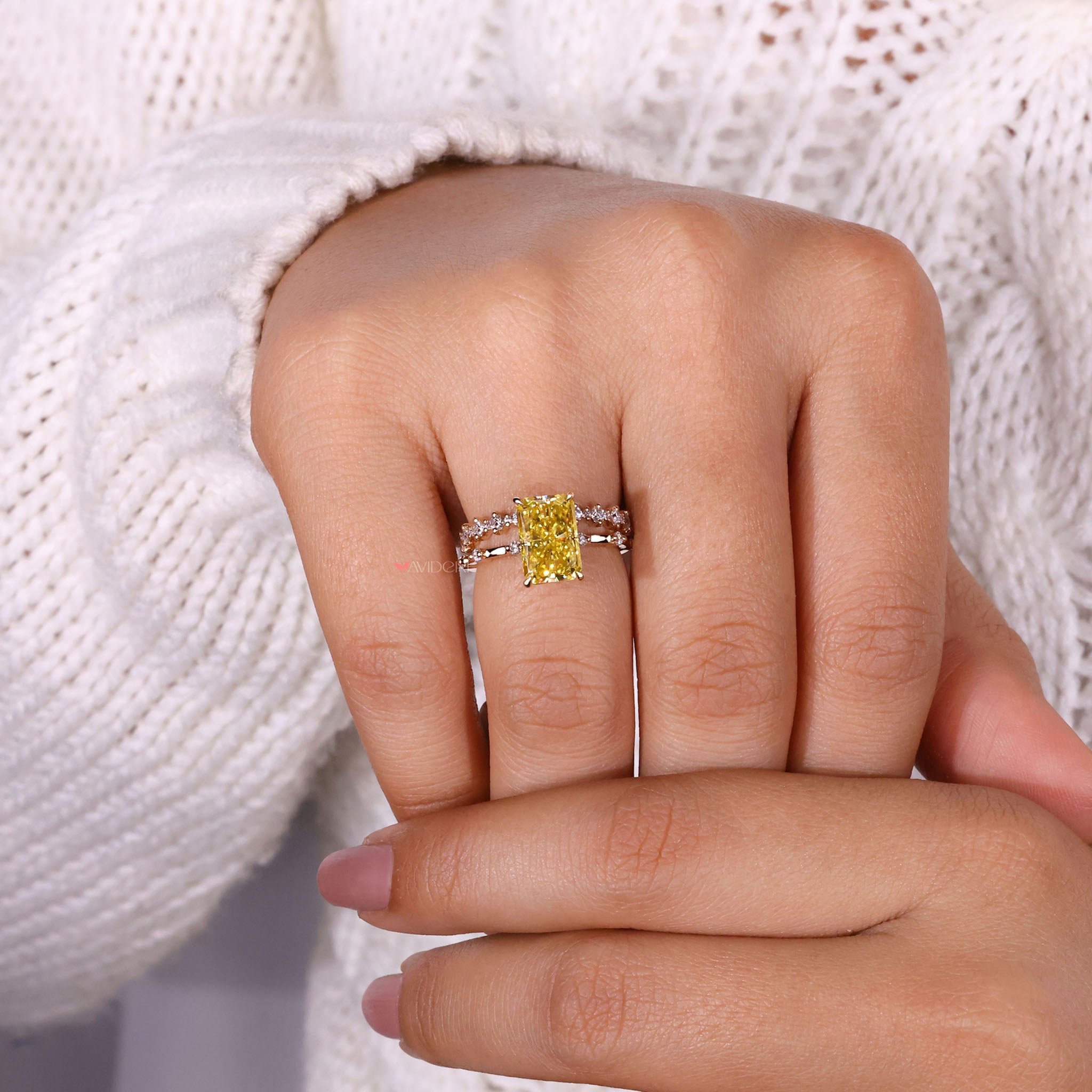 Avideri Bridal Set known for its exceptional craftsmanship and elegance.