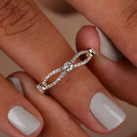 Round Infinity Band In Yellow Gold