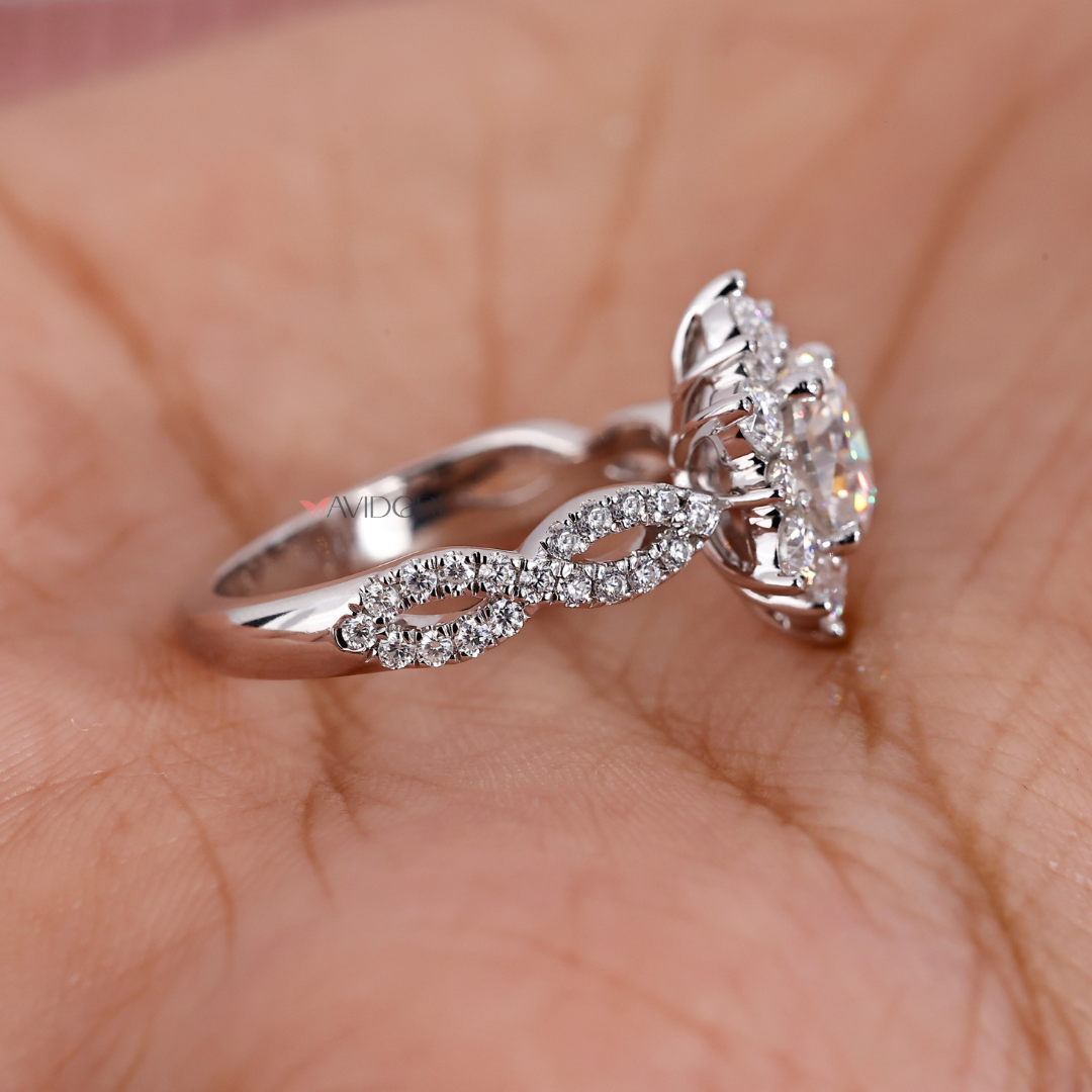 The crossover ring shows intertwined bands symbolizing unity and love.
