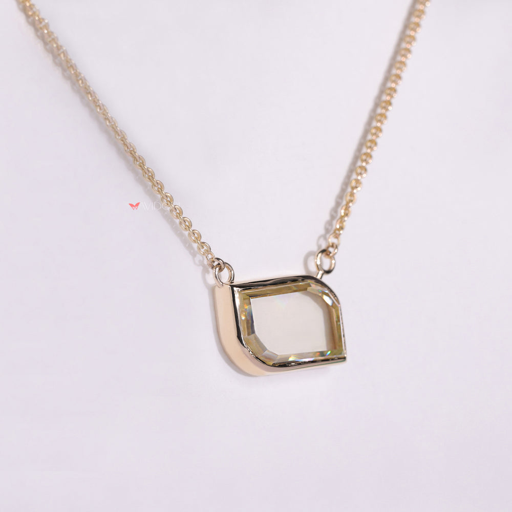 Solitaire pendant offers simple beauty with lasting elegance.