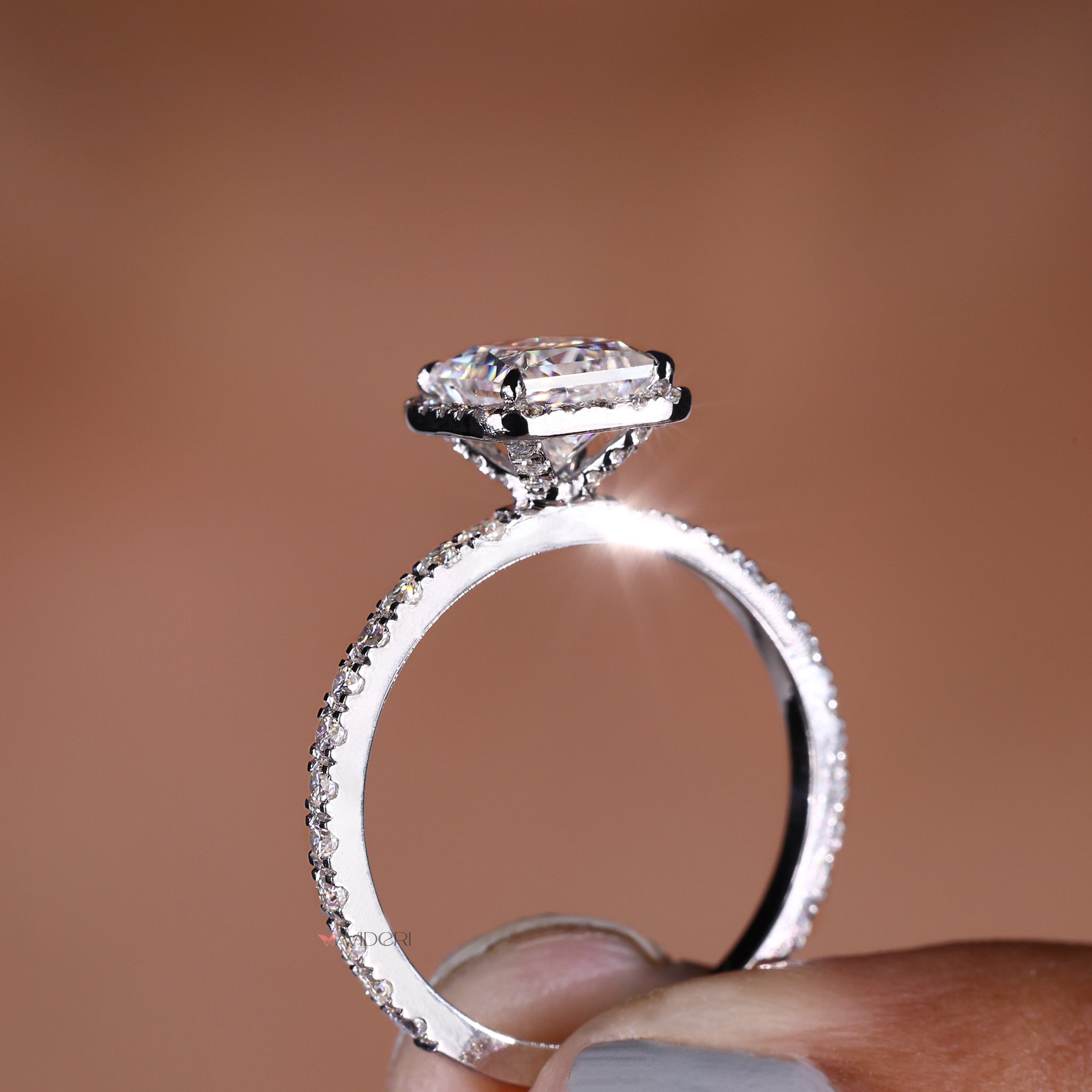White gold moissanite ring designed for elegance and luxury.
