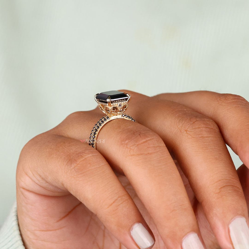 Avideri engagement ring, emerald moissanite ring, round cut ring
