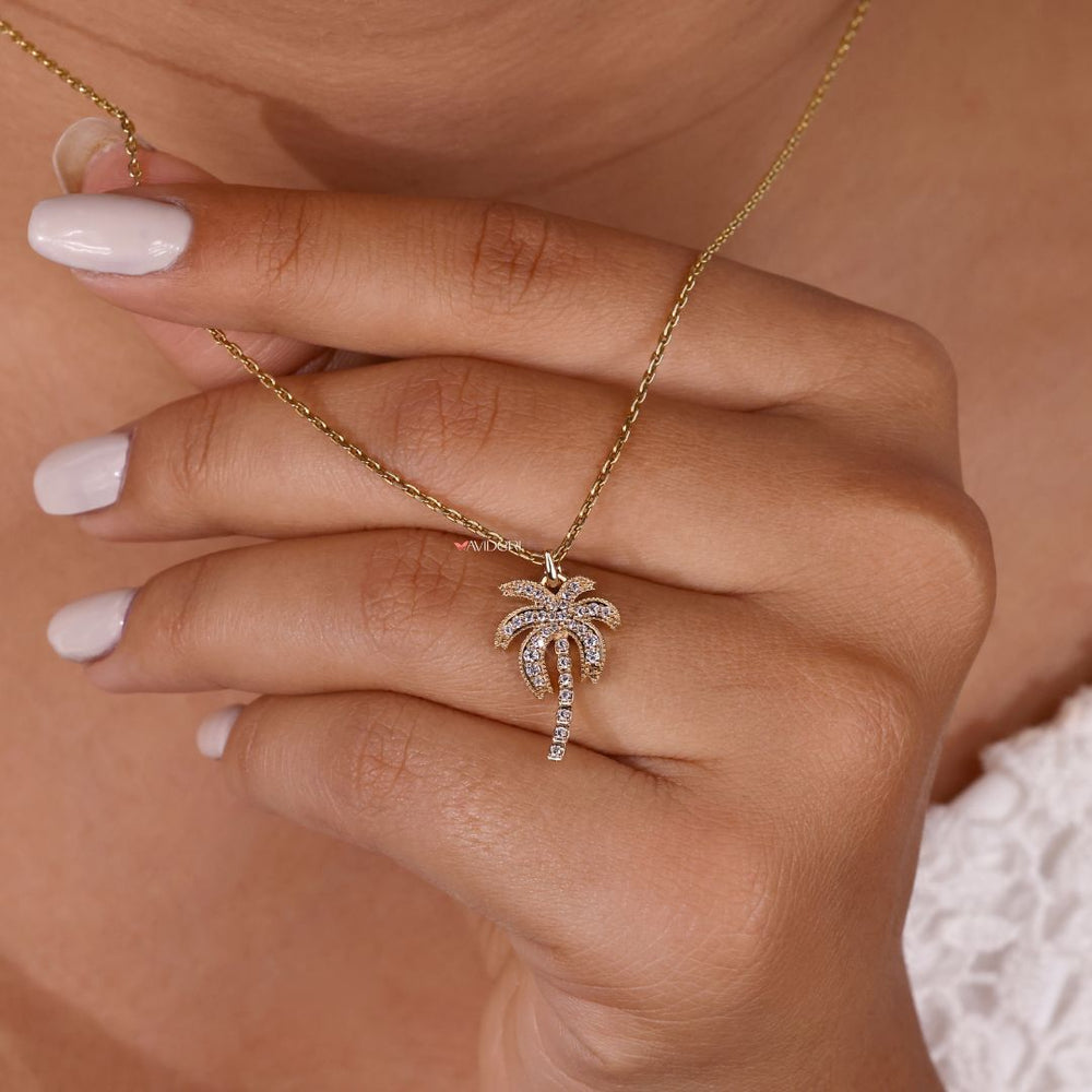 Yellow gold diamond pendant showcasing a timeless style.
