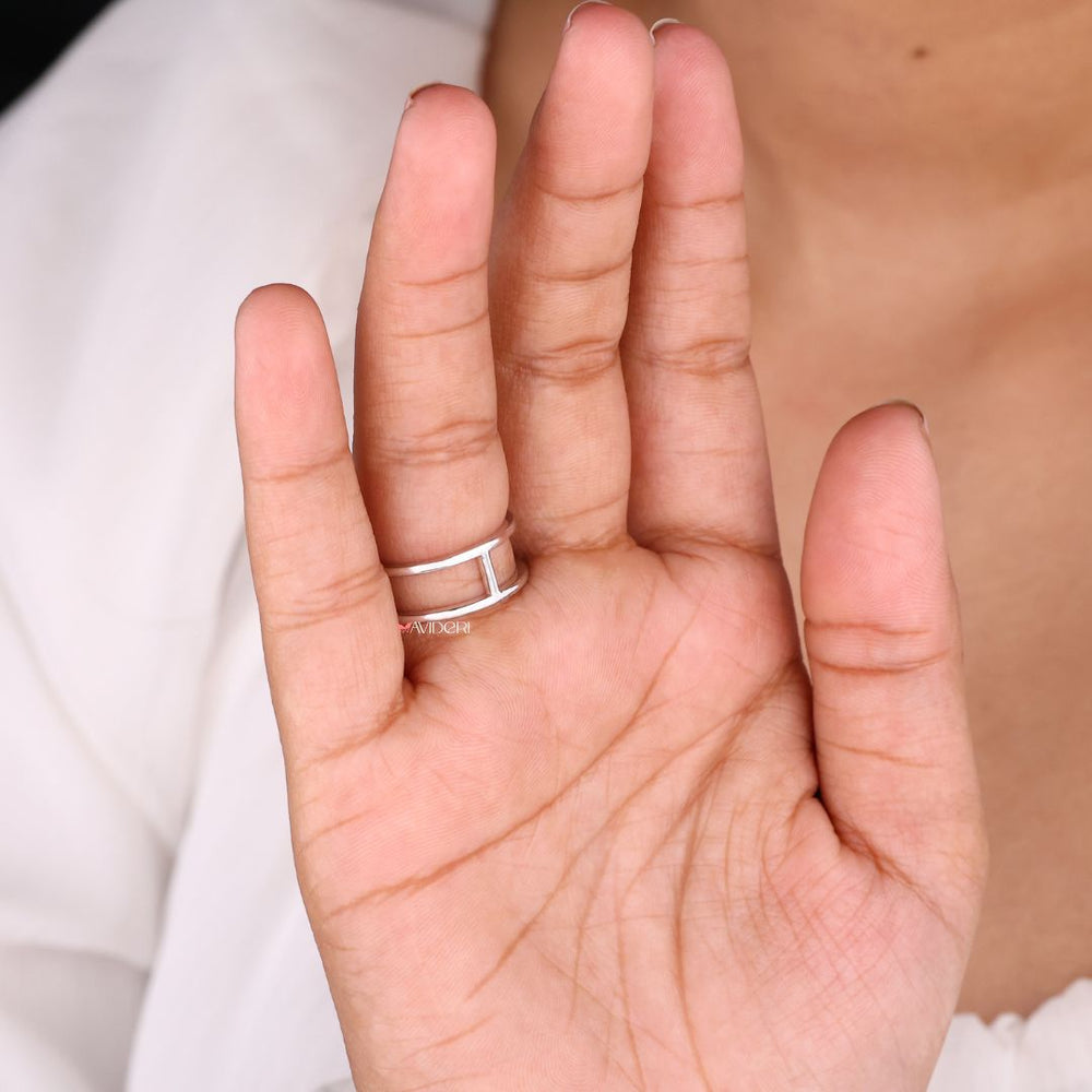 The white gold wedding band gives a sleek, smooth finish.
